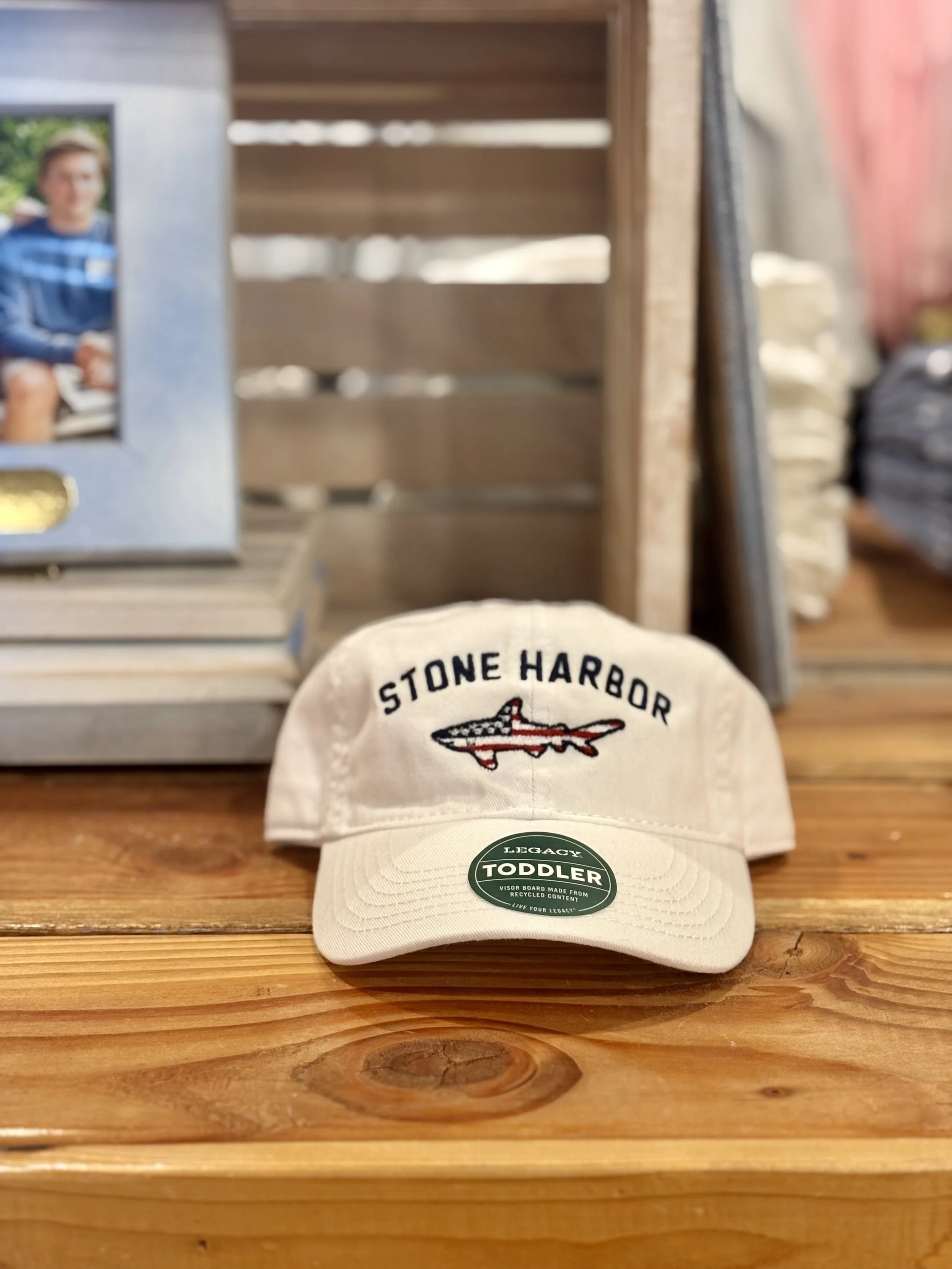 STONE HARBOR | TODDLER LEGACY HAT WITH FLAG SHARK