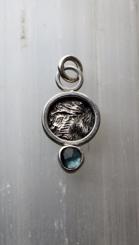 Topography Pendant with London Blue Topaz Lake