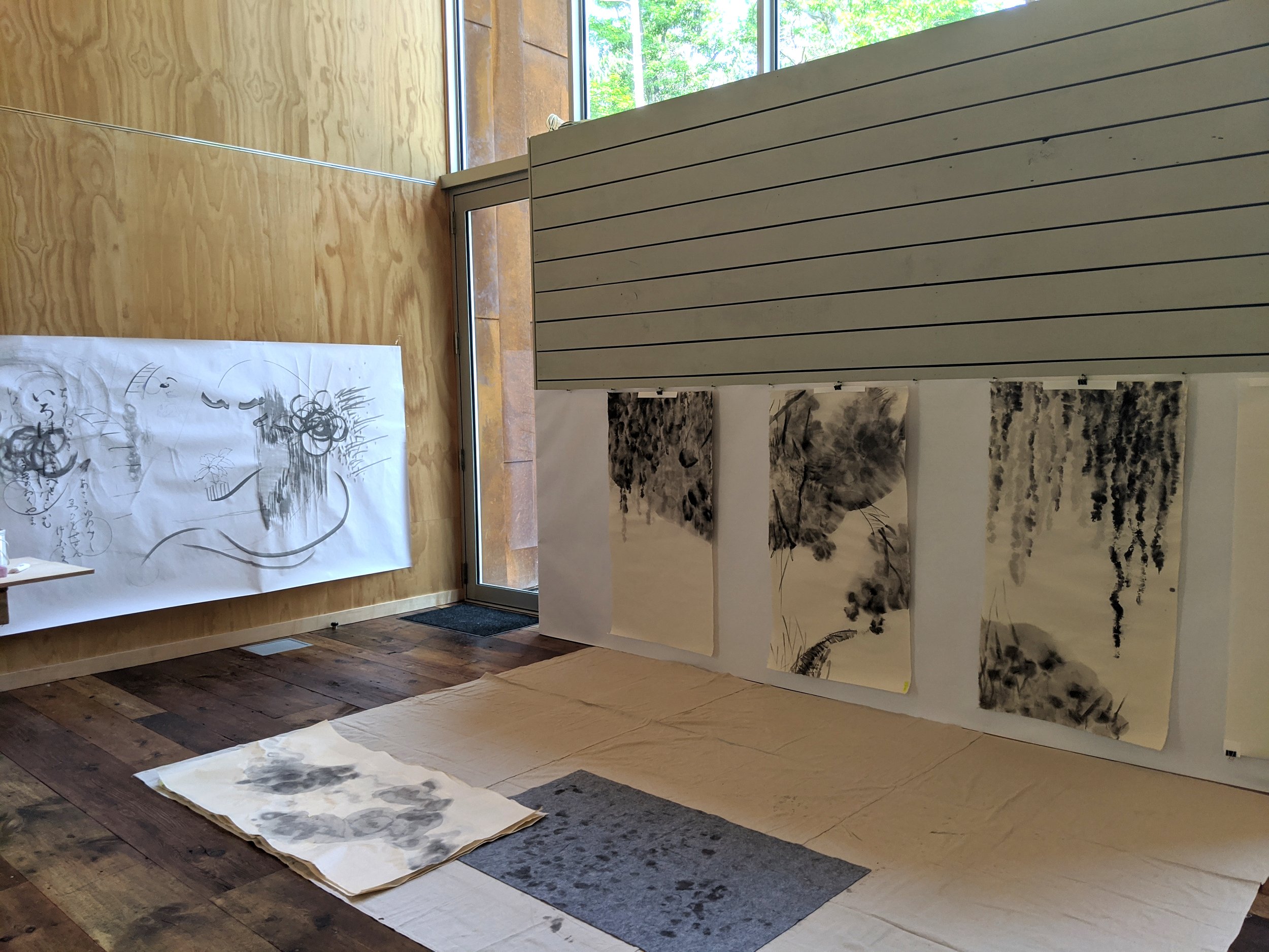  Nishiki’s work in the Tusen Takk painting studio 