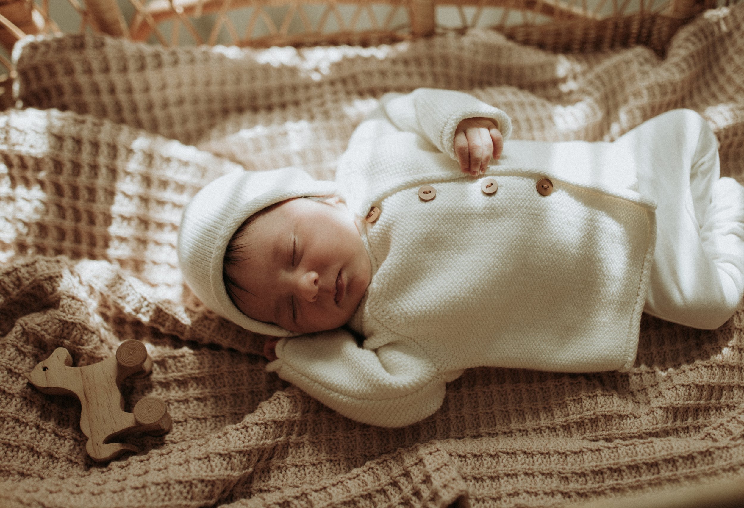 Cream Cardigan and Beanie Set — Peluche Blankets