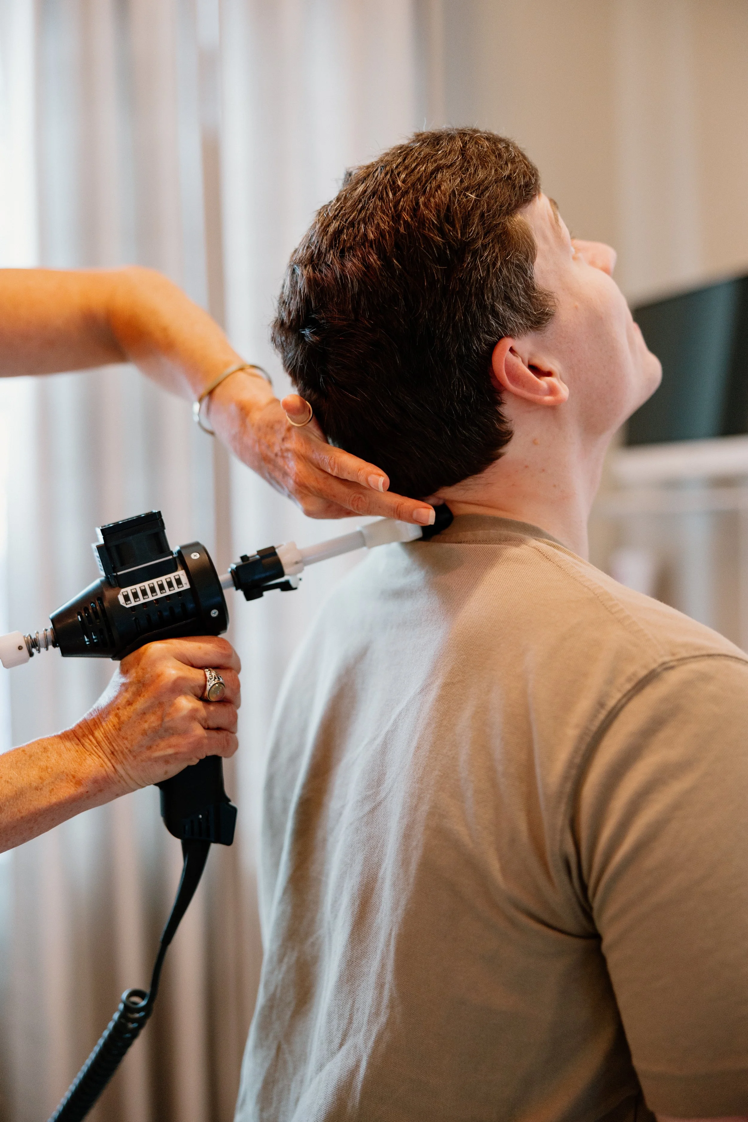 The Transformative Power of Chiropractic Care:                       Correcting Forward Head Posture