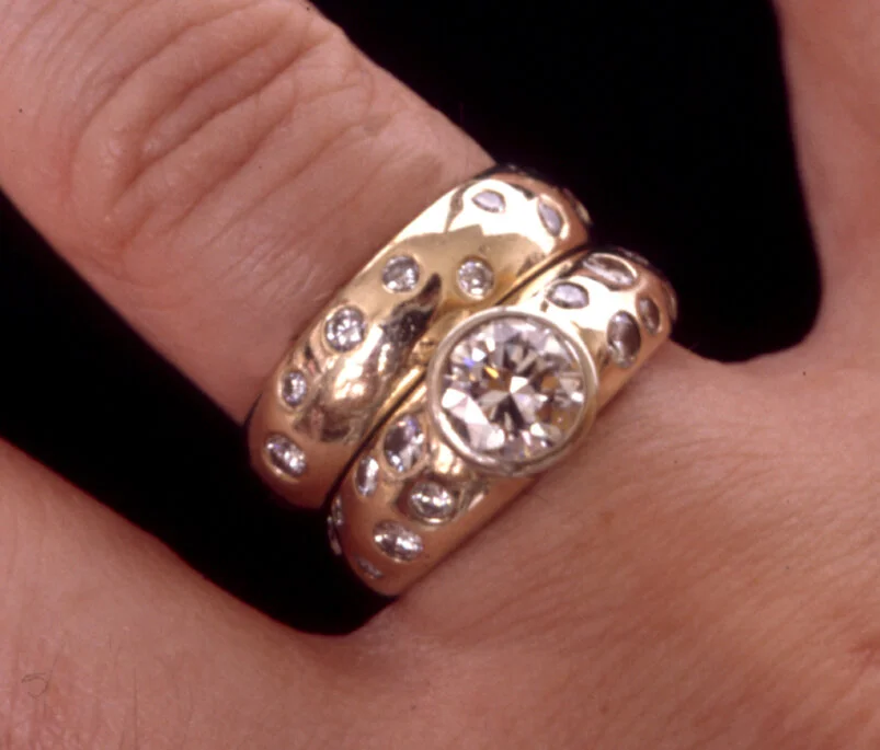  Diamonds, 14k yellow gold and 14k white gold 