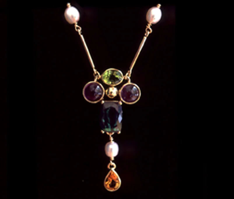  Peridot, amethyst, tourmaline, pearls, citrine and 18k yellow gold 
