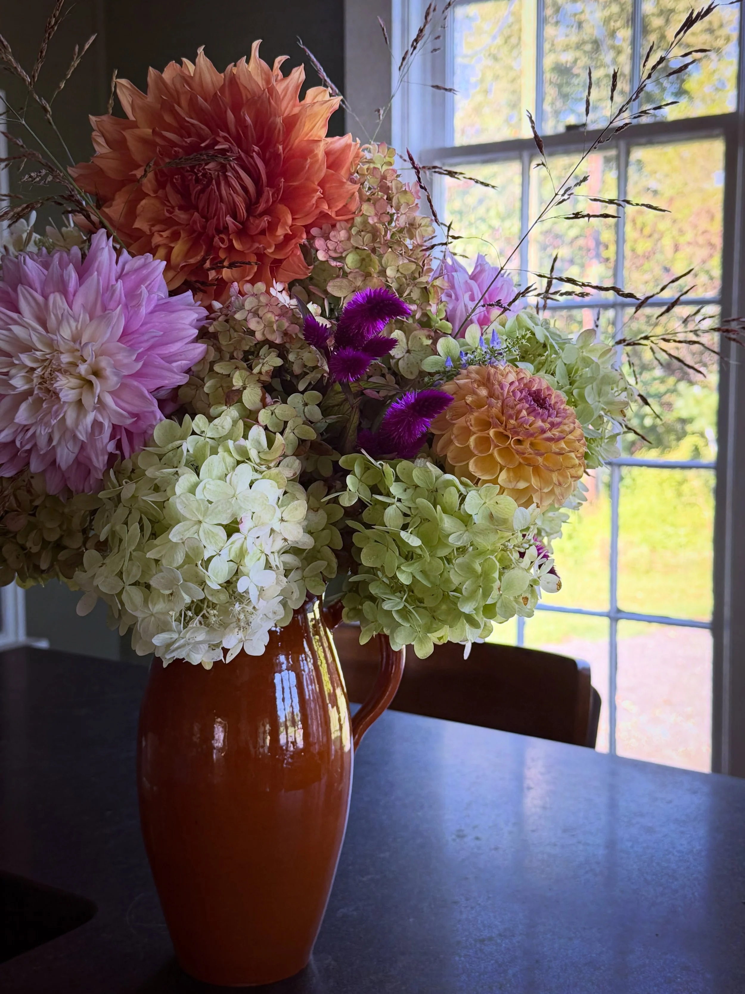 ✨

Event Flowering &hellip; @flourishroot 

If you&rsquo;re looking for seasonal thoughtful florals for your special event or celebration &hellip; ✨

Reach out , as we love to create and flower for all the good things and happy times &hellip; ✨

And 