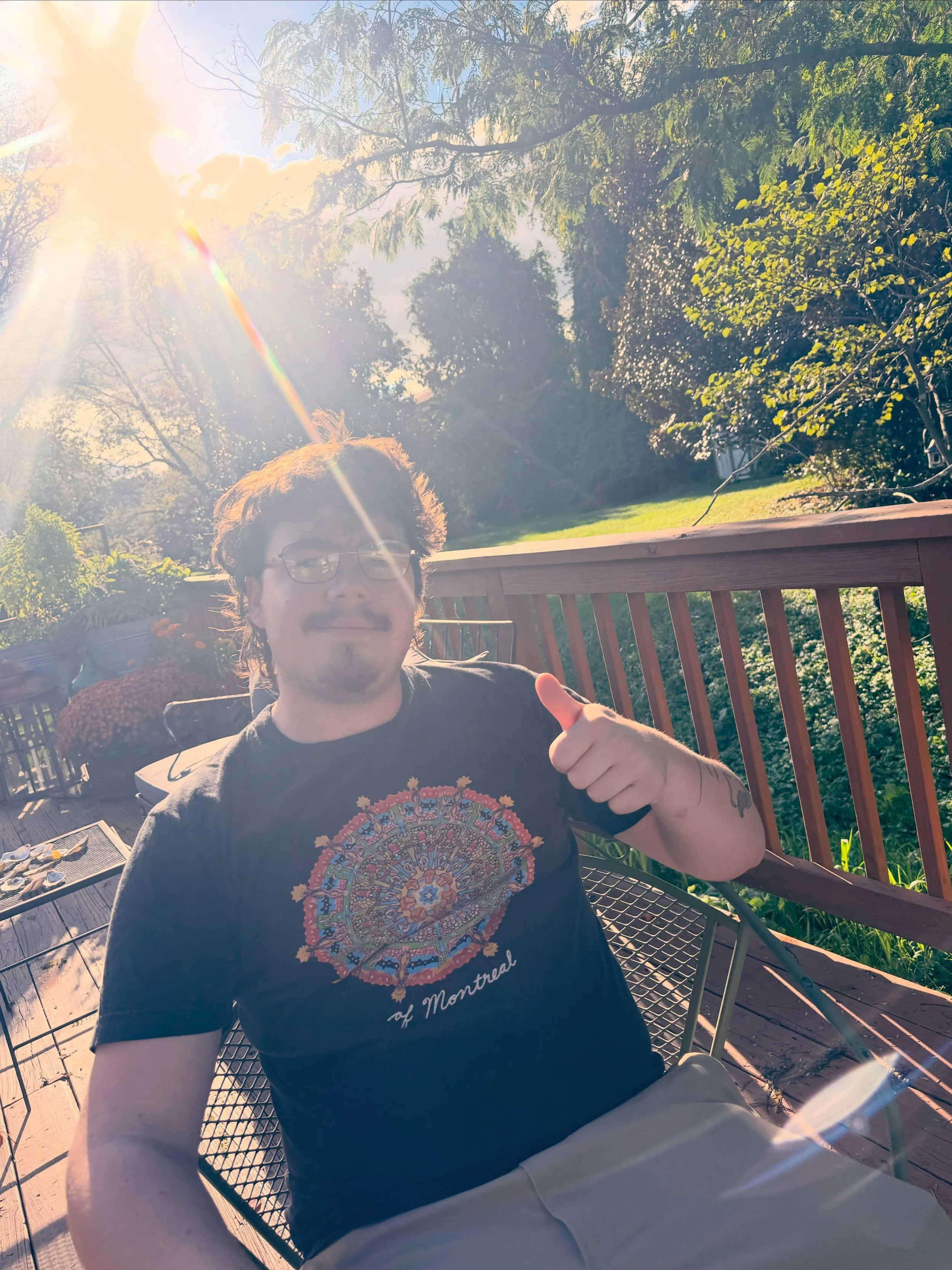 ✨1️⃣9️⃣✨

This Guy &hellip; 

Home for a hot minute ! 
Fall Break 🍁

AND &hellip; today he turns 19 !!!!! 

Happy Birthday D !!!!

🔆 My own personal Bright Spot 🔆

#flourishroot #happybirthdayD #19 #brightspot