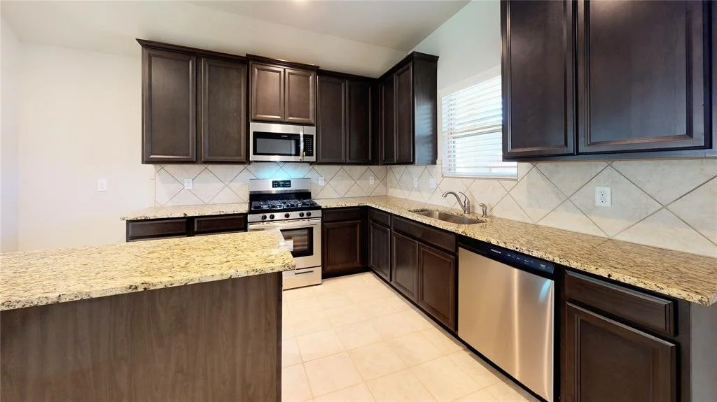 Sunterra — Colina Homes