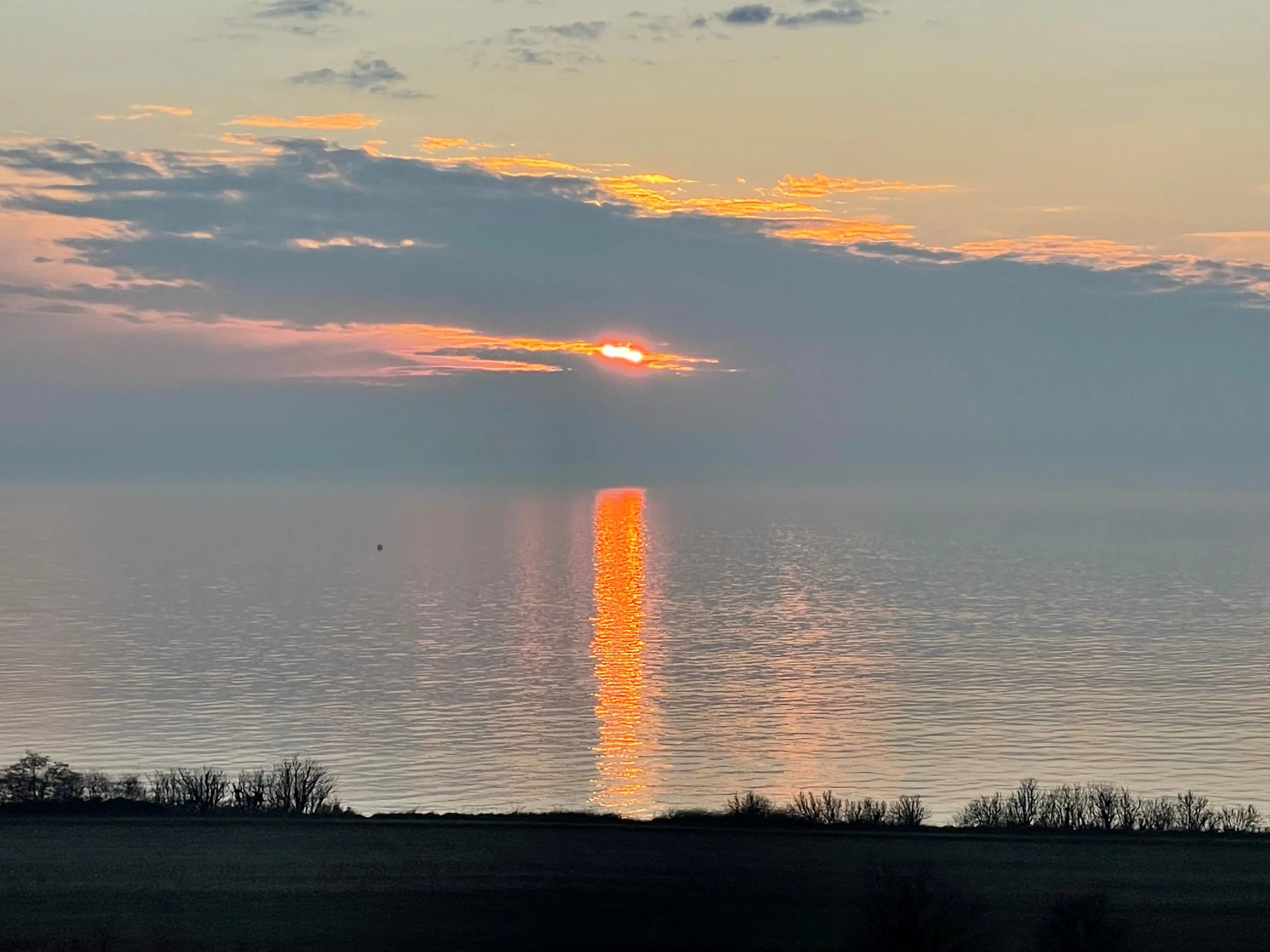 Udsigt til Østersøen ved solnedgang fra restauranten på The Falcon Hotel