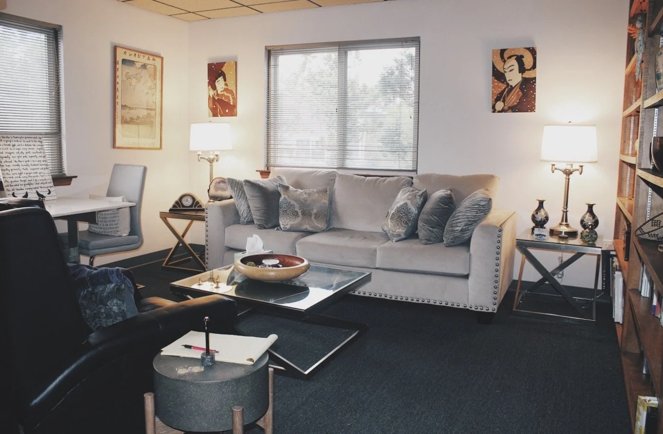 Leigh Kolodny's Therapy Office