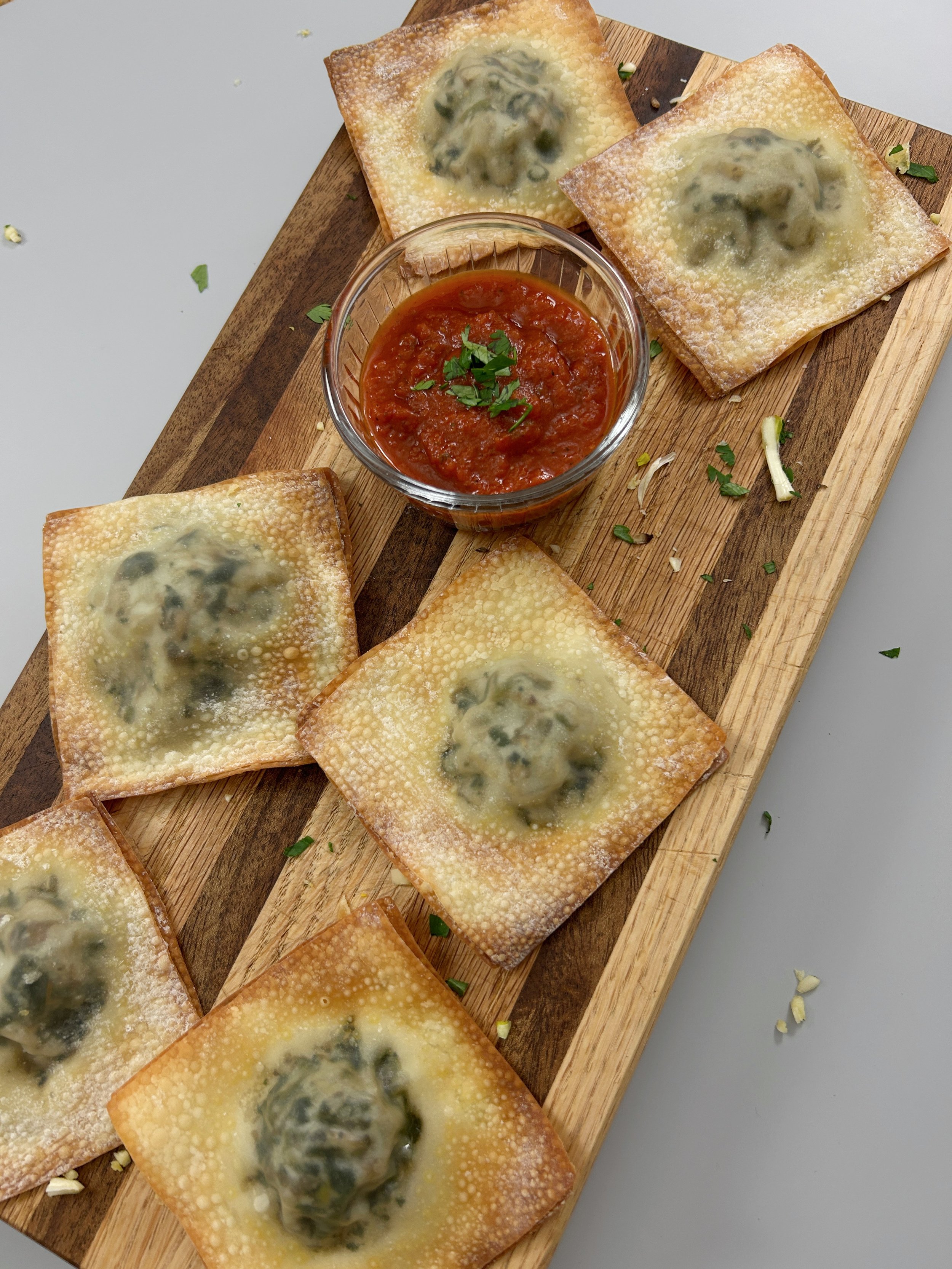 Wonton Wrappers: Spinach Ravioli