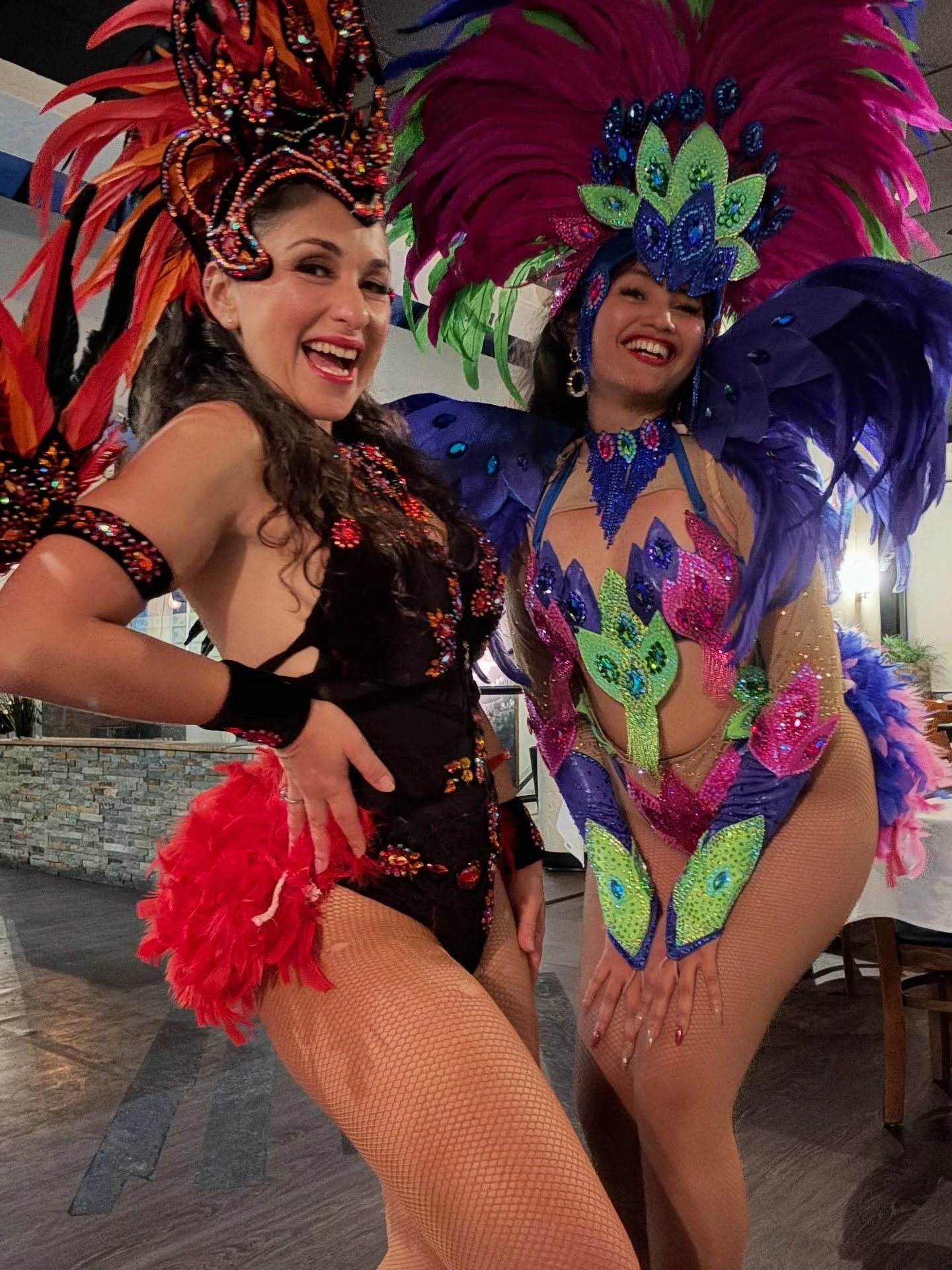 ✨HAPPY FRIDAY✨ What&rsquo;s for dinner? Brazilian BBQ with Samba Show 💃🏻 Catch us at Rio Brazilian Steakhouse Vancouver and Coquitam location tonight 🇧🇷 #sambashow #brazilianexperience #sambadancers #brazilianfood