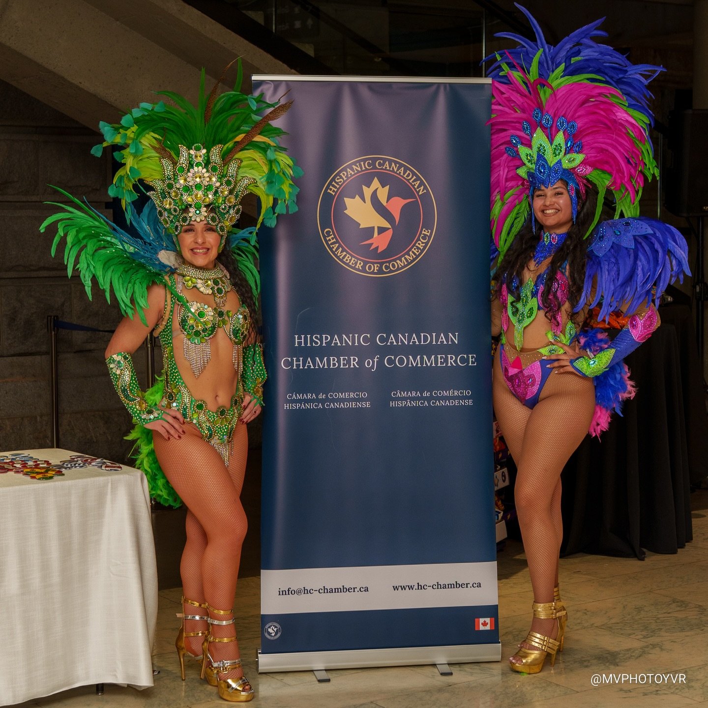 Invited by @mitierralatinastore to represent Brazilian Culture 🇧🇷 at the Hispanic Canadian Chamber of Commerce conference. Thank you for the opportunity. Obrigada 🙏 #latinosencanada #brazilianculture #samba