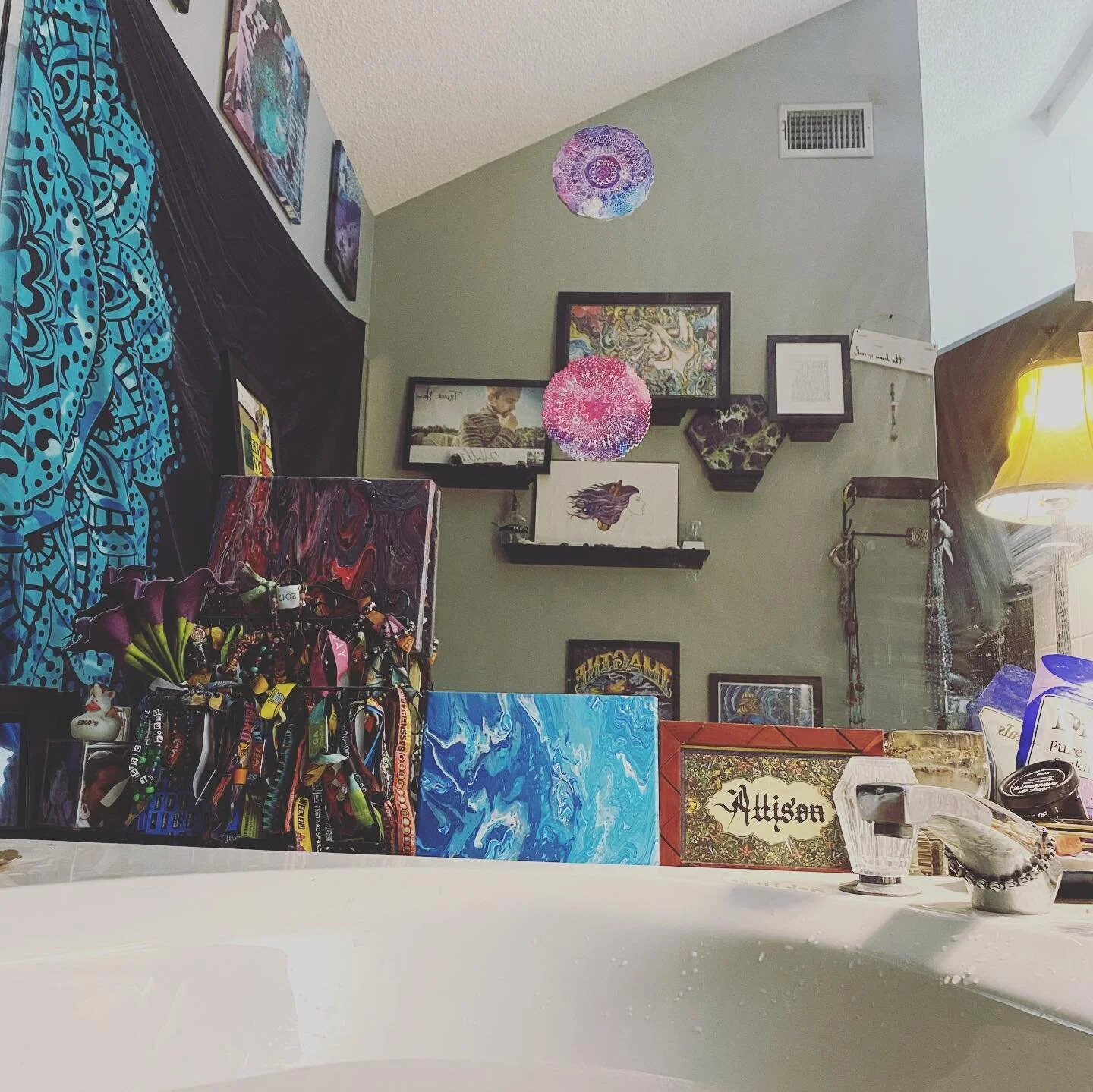 Sacred space 💛