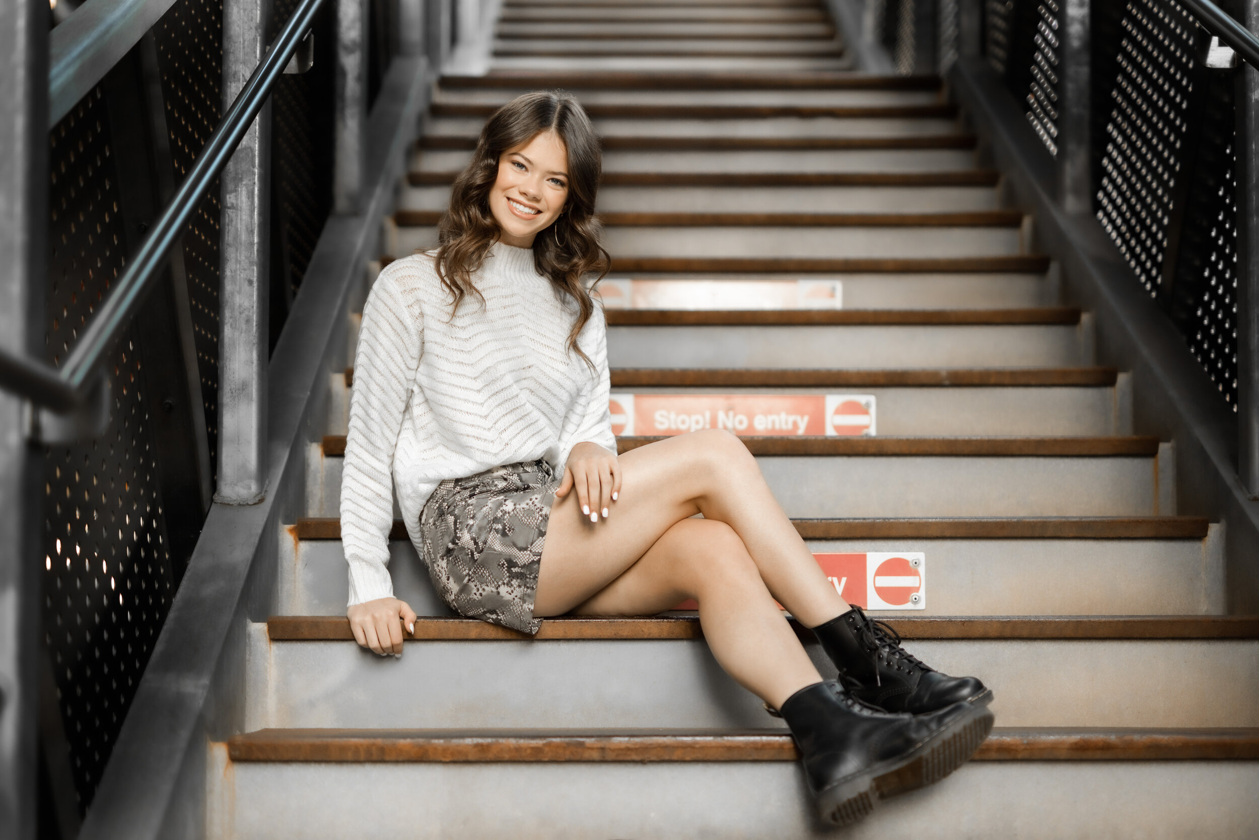 West Loop Chicago Senior Pictures Photography Stairs Pose