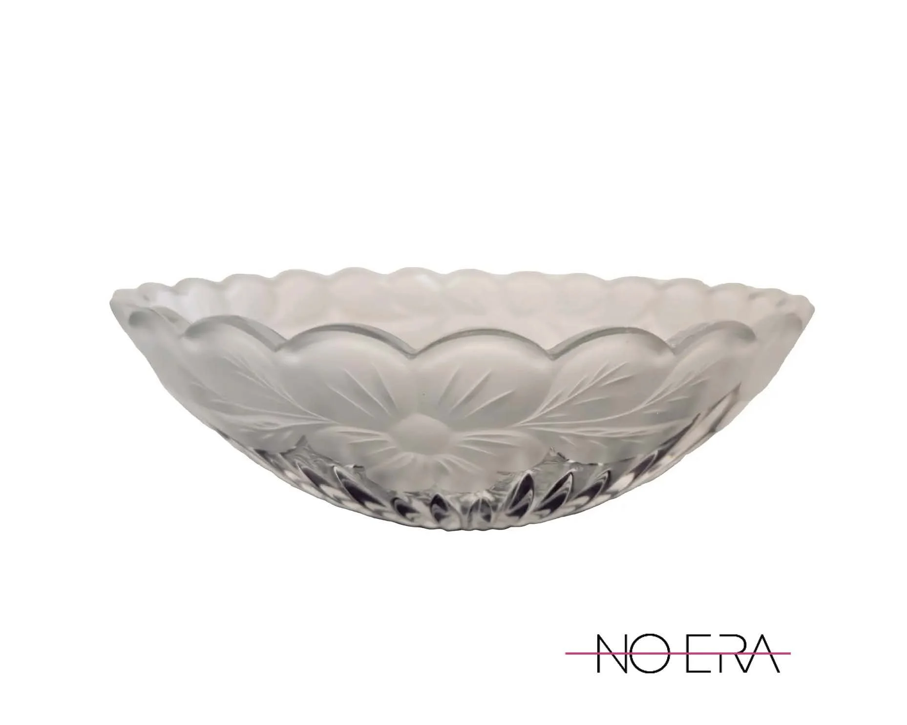 Vintage 1950s–1960s Lausitzer Lead Crystal Daisy Floral Fruit Bowl