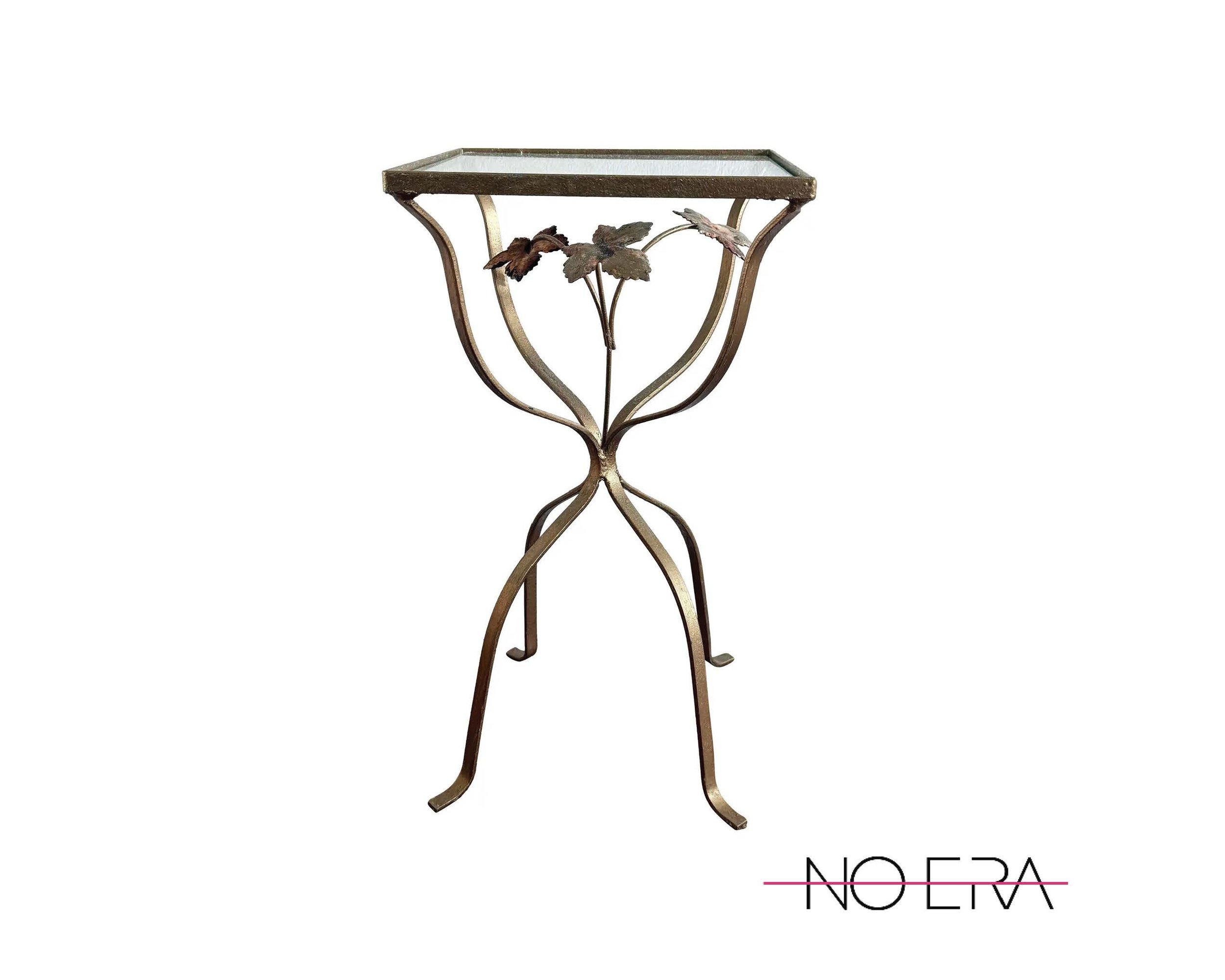 1970s Hollywood Regency Gilt Metal Ivy Leaf Plant Stand Side Table