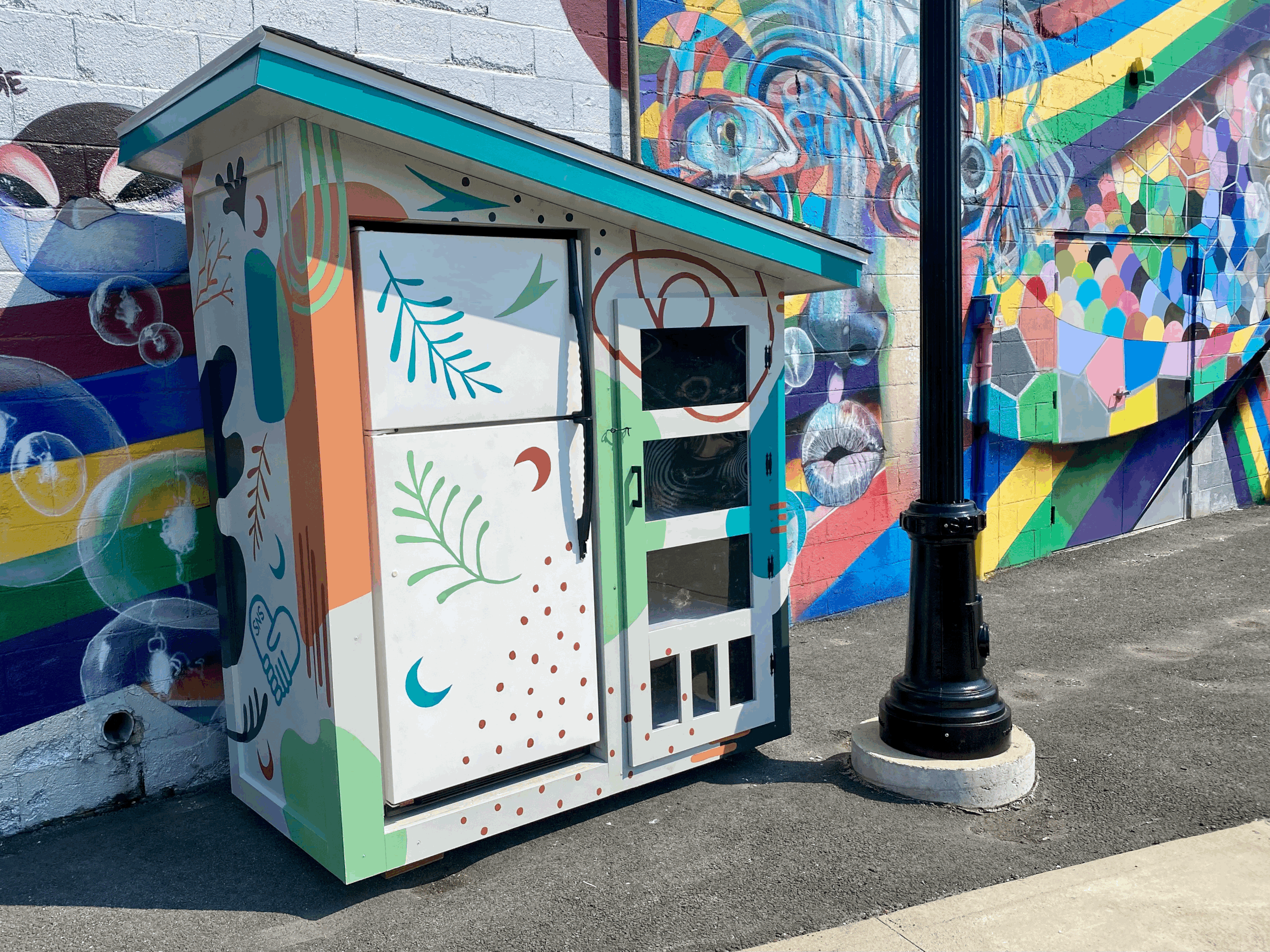 Solidarity Northshore Community Fridge Shed