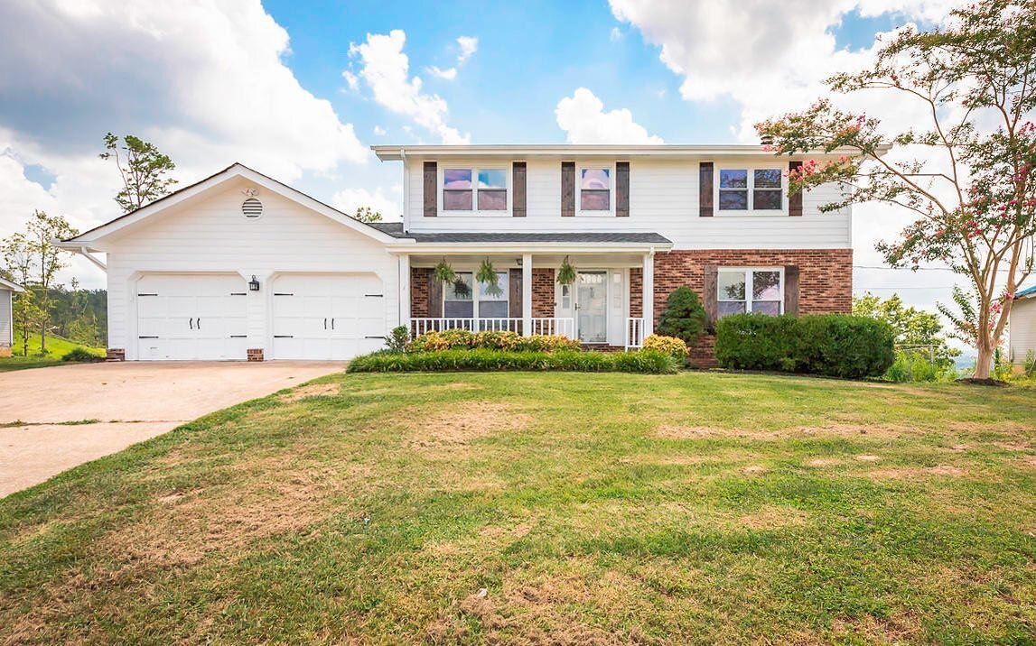 🥳 U N D E R  C O N T R A C T ! 🤩
.
.
.
.
.
.
#realestate #realtor #eastbrainerd #apison #ooltewah #collegedale #openhouse #househunting #chattanooga #grantellishomes #grantellis #tennessee #georgia #house #houses #home #homes #harrisontn

Grant Ell
