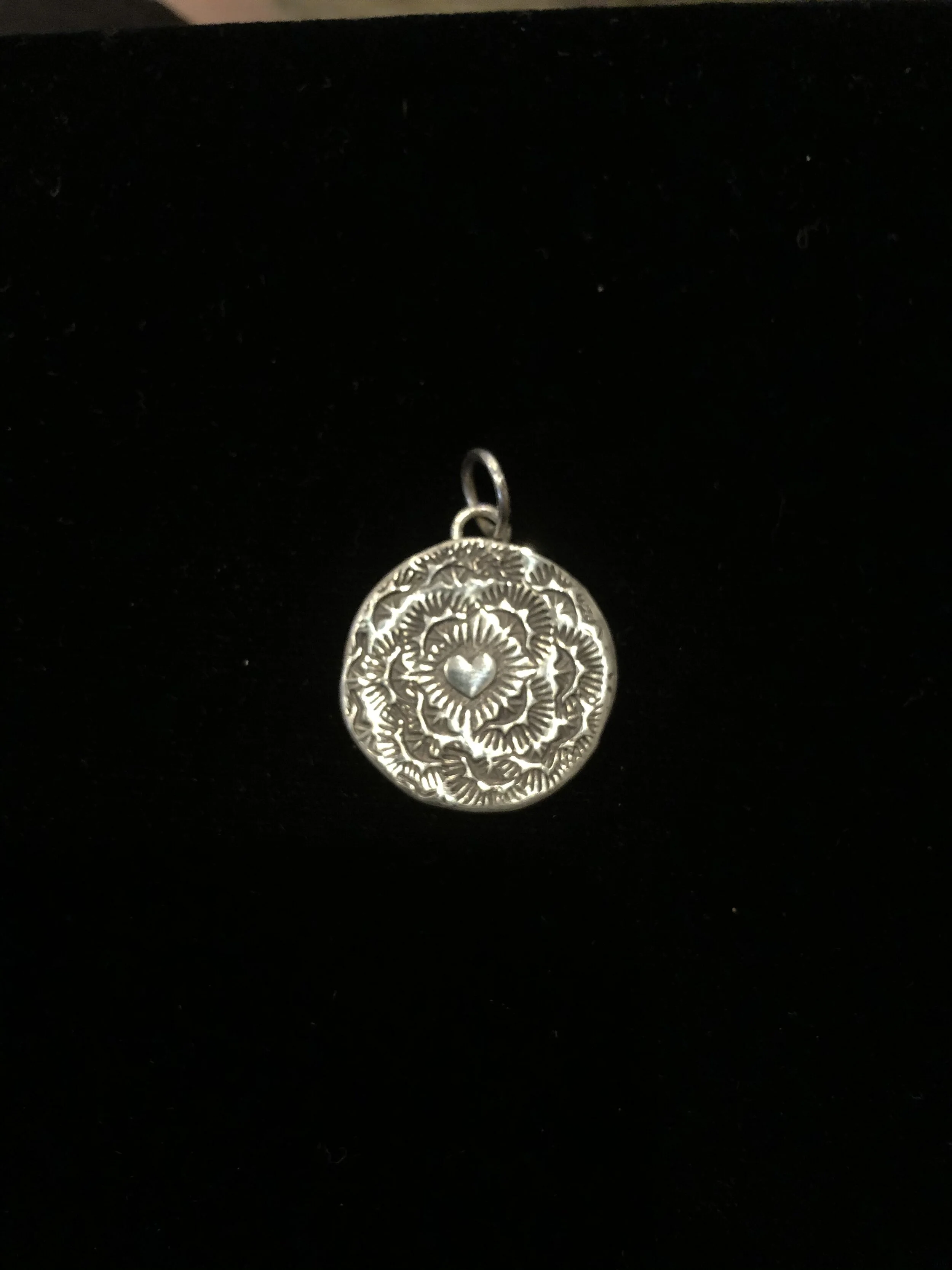 D9A29667-49F3-48A9-85C2-953262DE8DAF