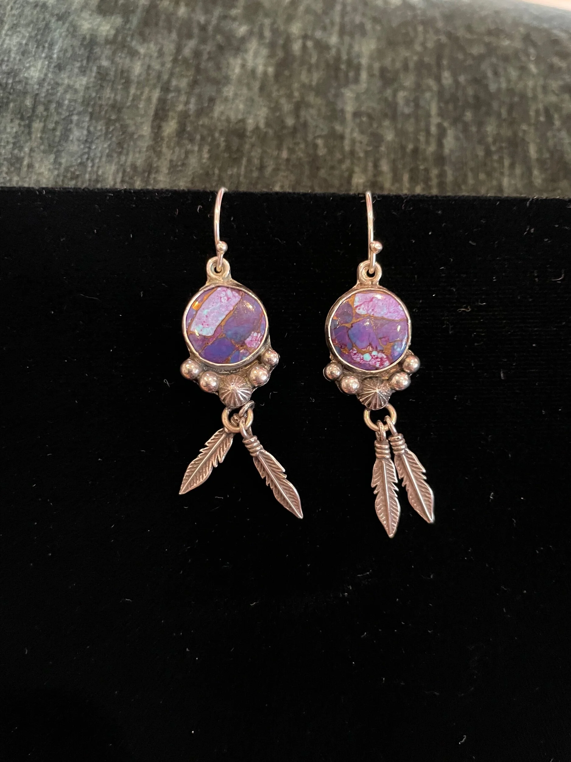 2F24C922-6219-408F-BD7D-7083D9223882