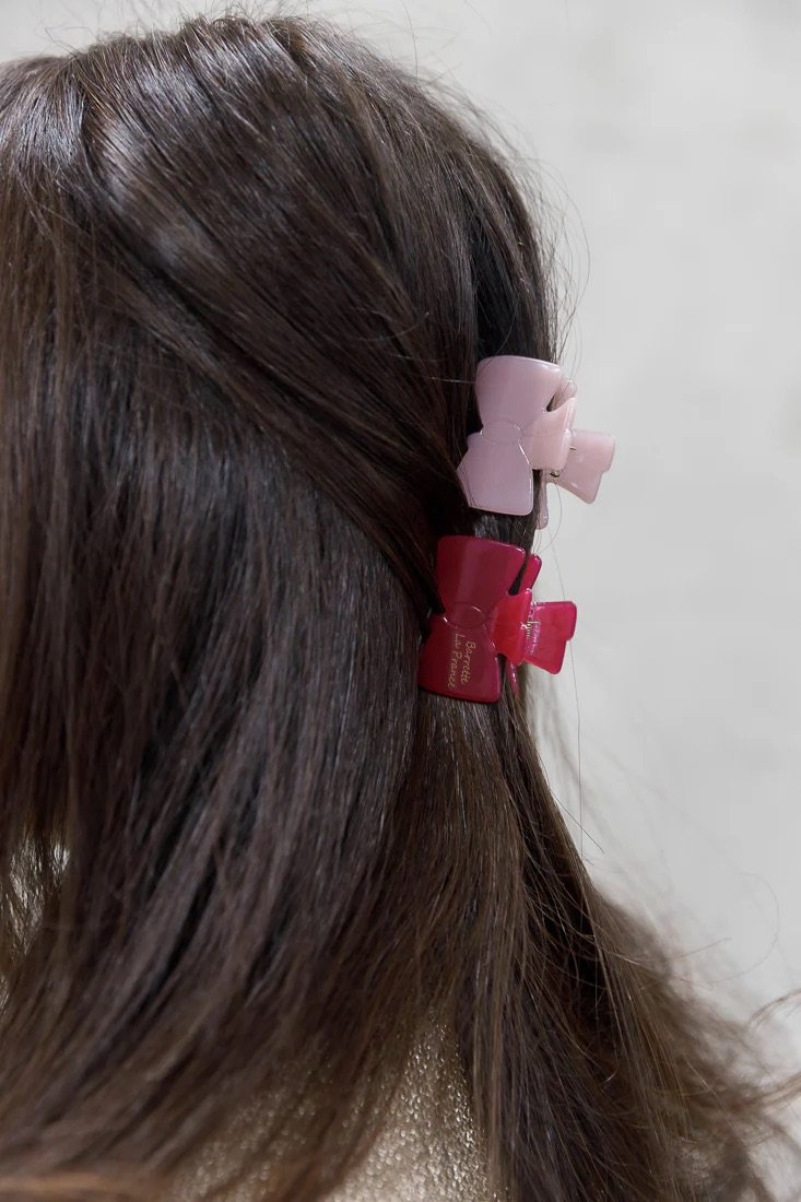 Limlim-Flat-Bow-Clip-Pinks.jpeg
