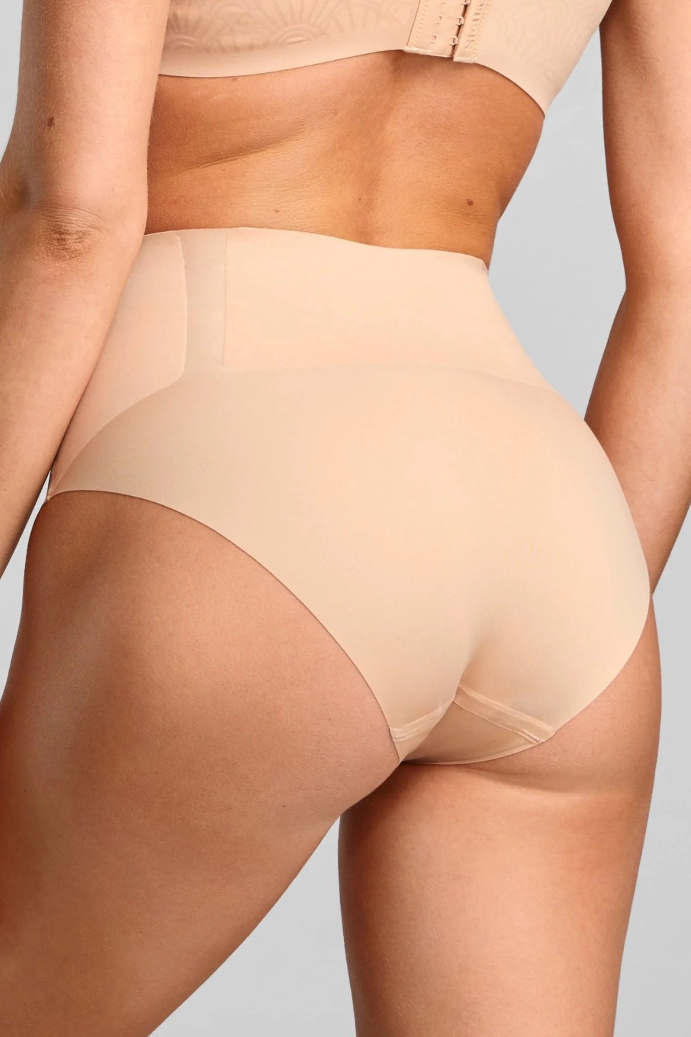 no-show-shaping-brief-siella-maple-sugar-546827.jpeg
