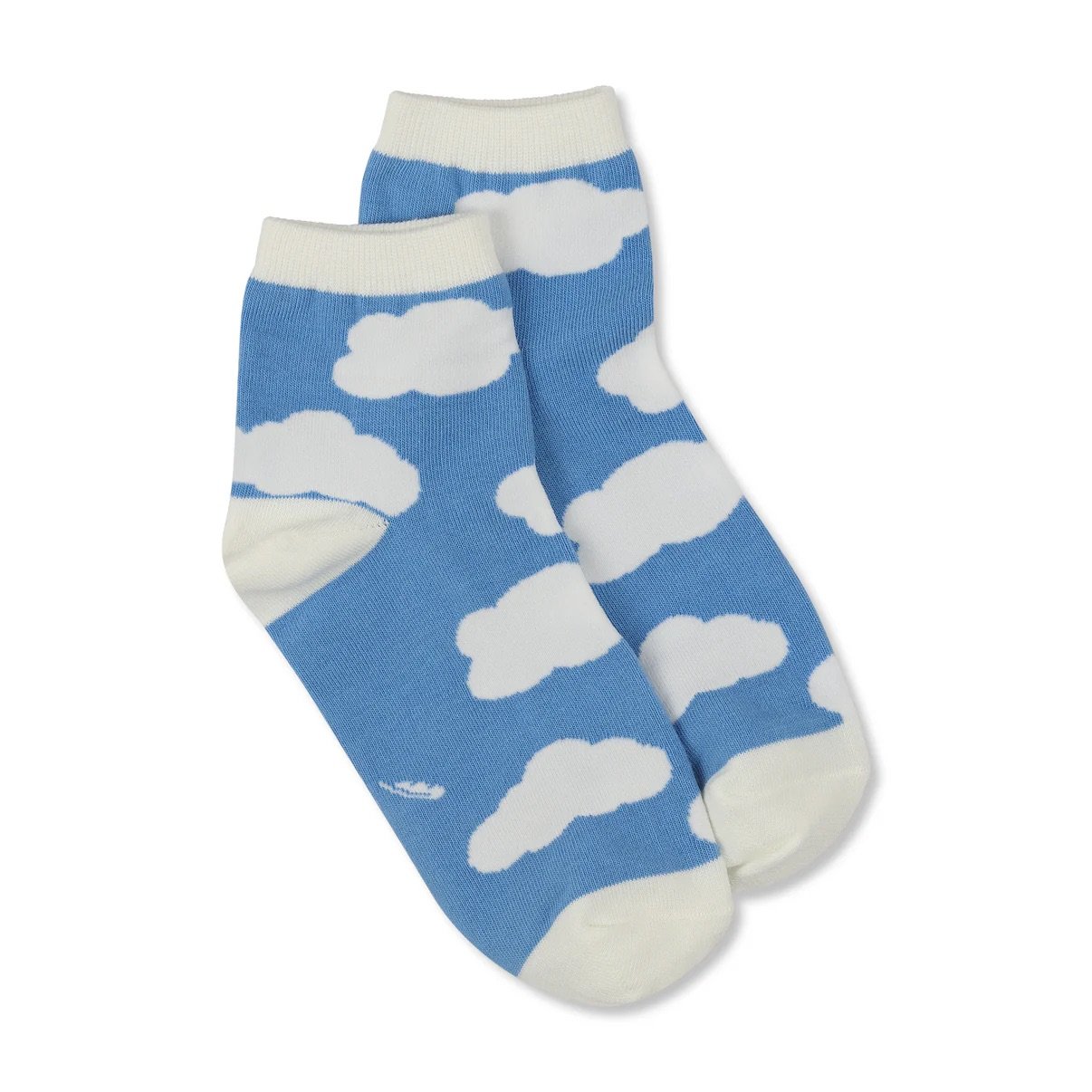 LuckyFeather-Above-the-clouds.jpeg