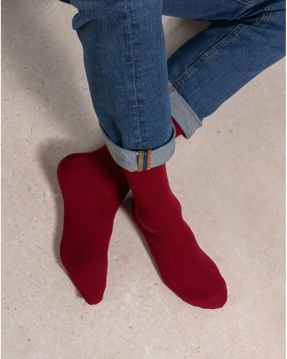 BF2171-wool-cashmere-crew-rouge-model.jpg