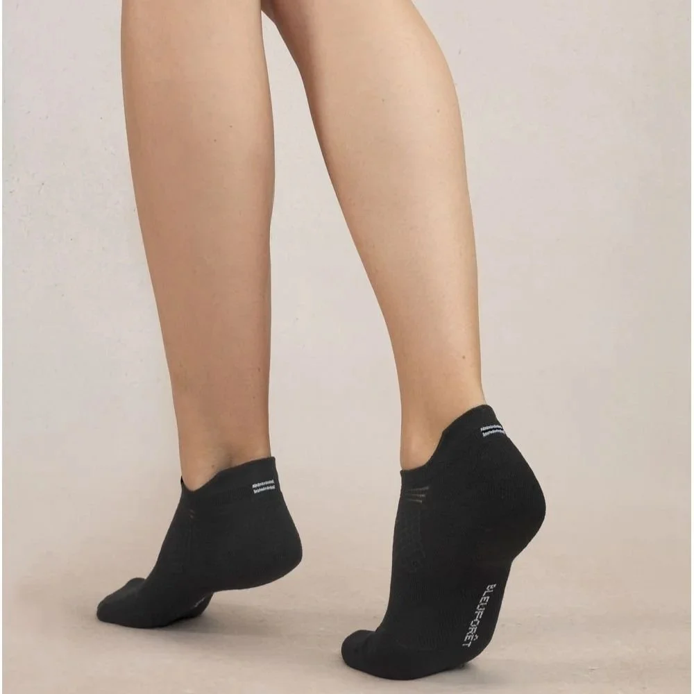 BF6520-Cotton-Dynamic-low-cut-ankle-black.jpg
