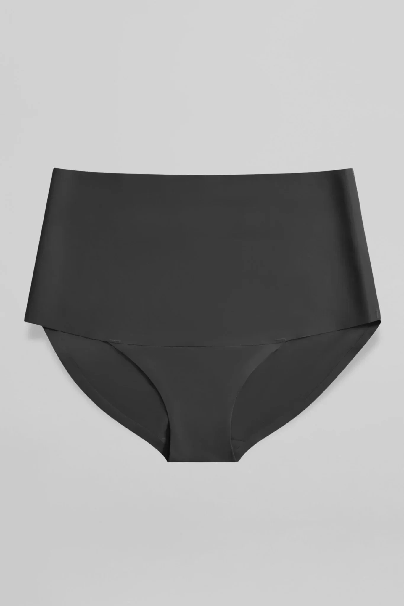 Siella-invisible-high-waist-shaping-brief-black.jpeg