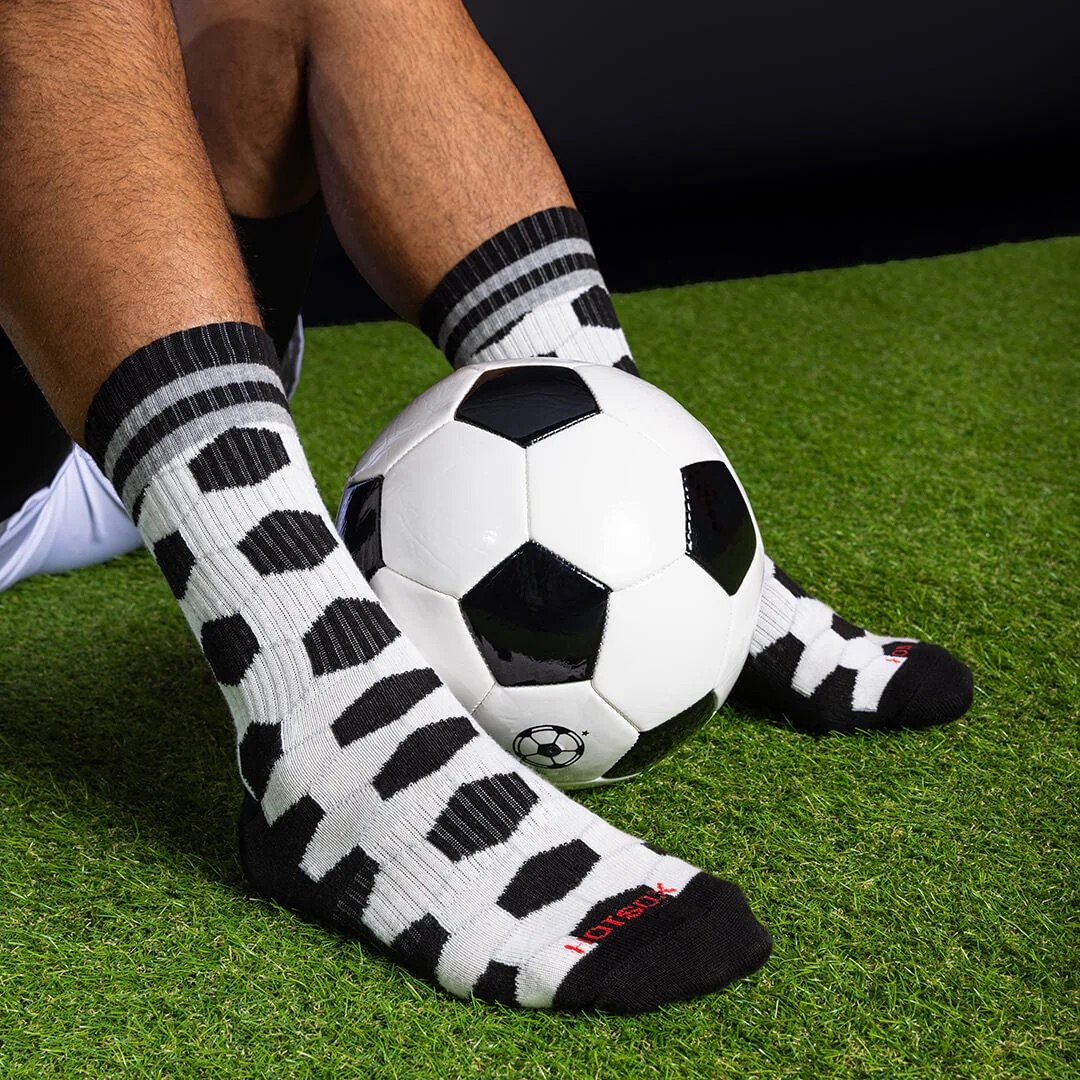 HSM70096-Soccer-Print-Active-Crew-Model.jpeg