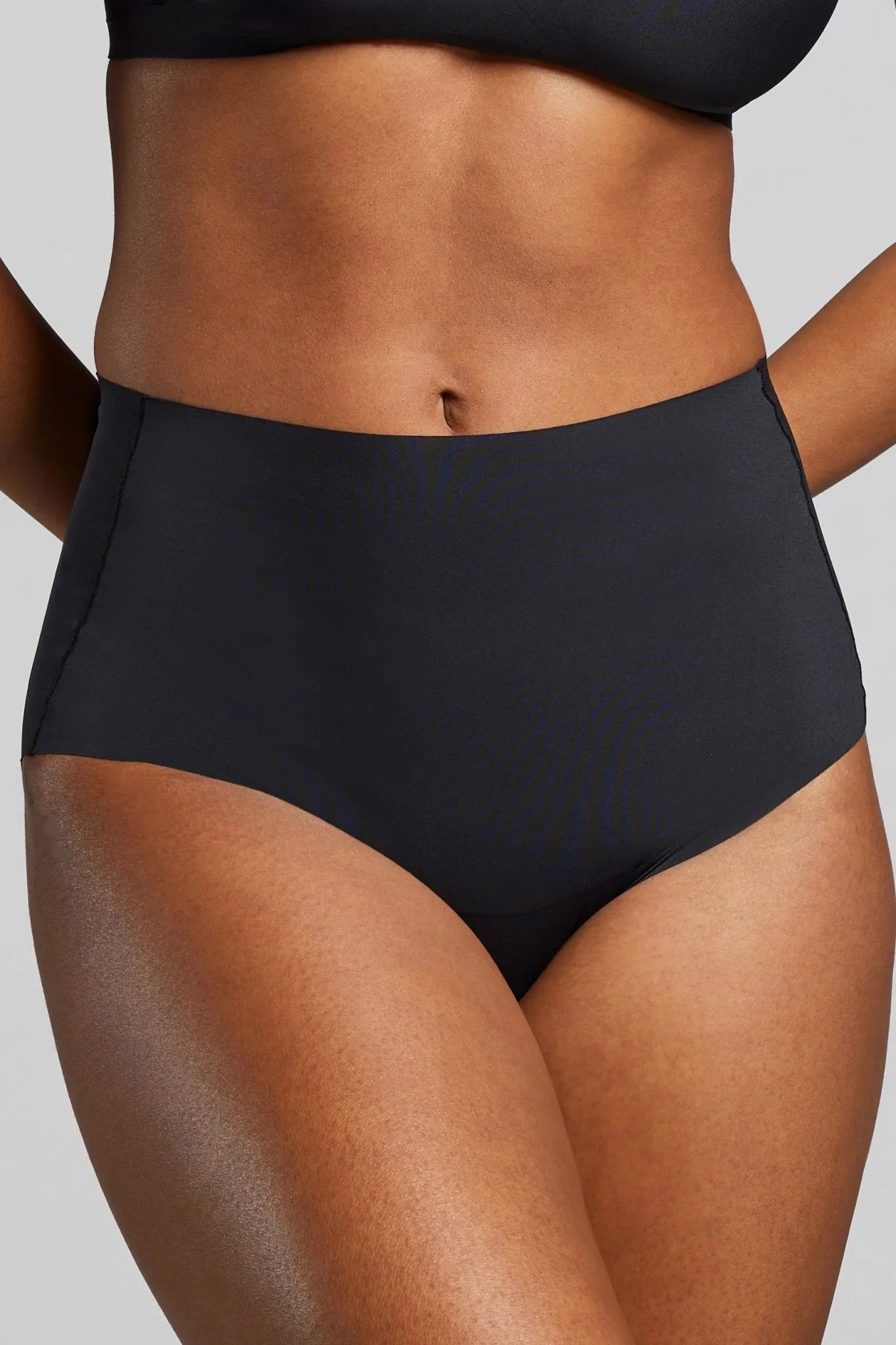 no-show-shaping-brief-siella-black-297944.jpeg