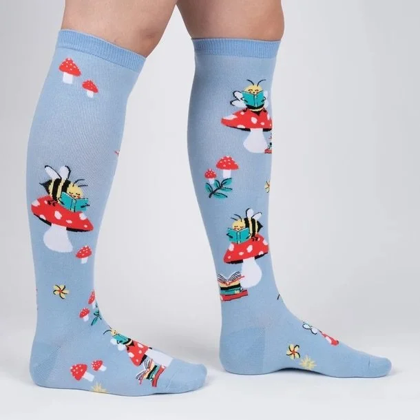 F0663-Id-Rather-Bee-Reading-Knee-High-Model.jpeg