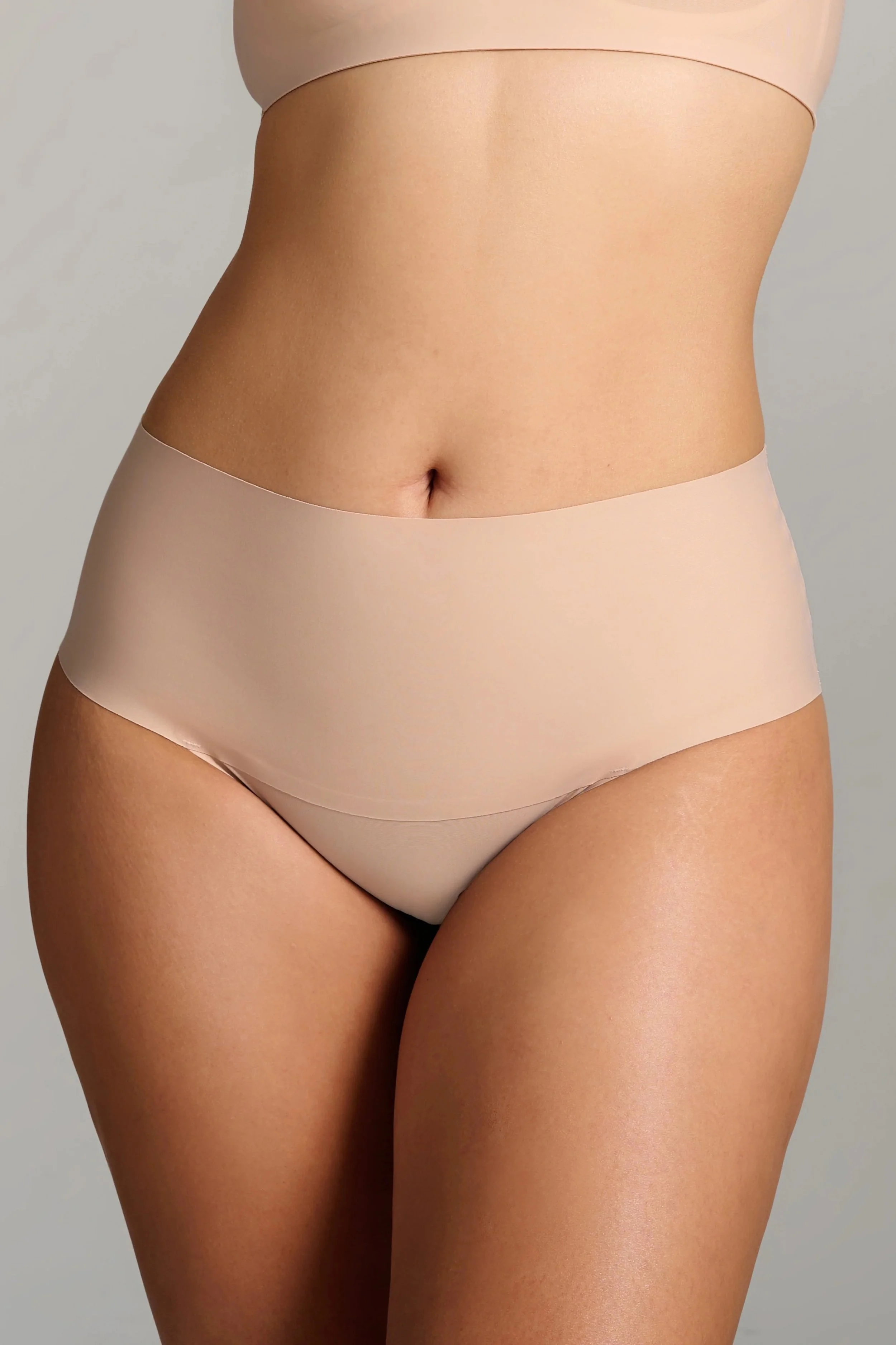 SIIN264-shaping-panty-biscotti-beige.jpeg