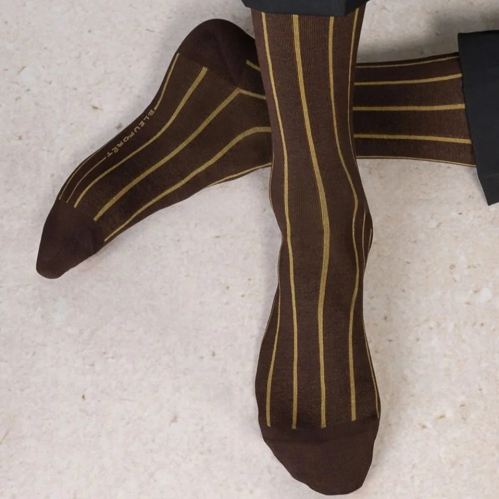 BF-7095-mercerised-cotton-stripe-brun-model.jpg