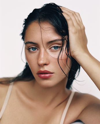 Sami’s current muse, Iris Law.