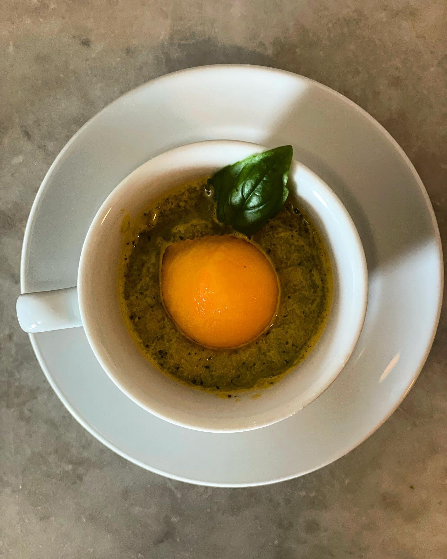 Preparing for tonight&rsquo;s dinner. 
Melon soup recipe of @venise_en_provence. 

A blend of fresh melons, extra virgin olive oil and fresh basil.

Visit Giuseppina Mablia&rsquo;s page to find her online recipe book.

#veniseenprovence #summerentert