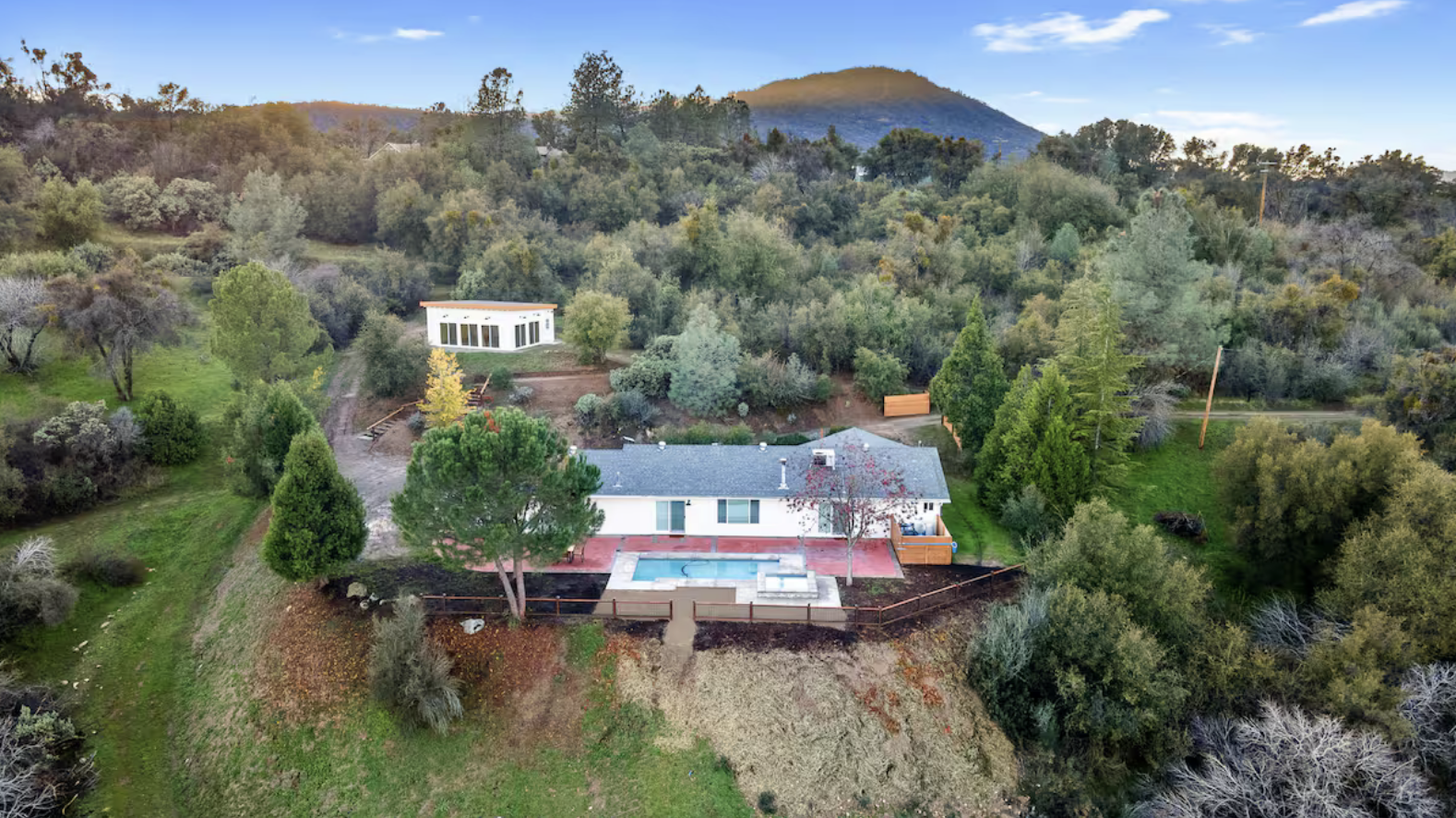 Screenshot 2025-11-28 at 1.43.29 PM.png