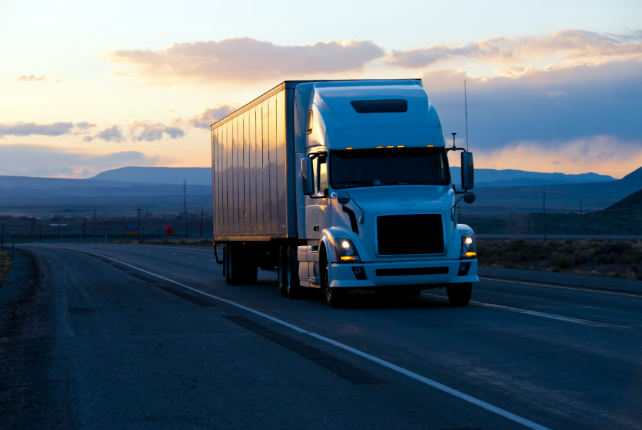Streamlining Port Services and Trucking for Efficient Freight Management