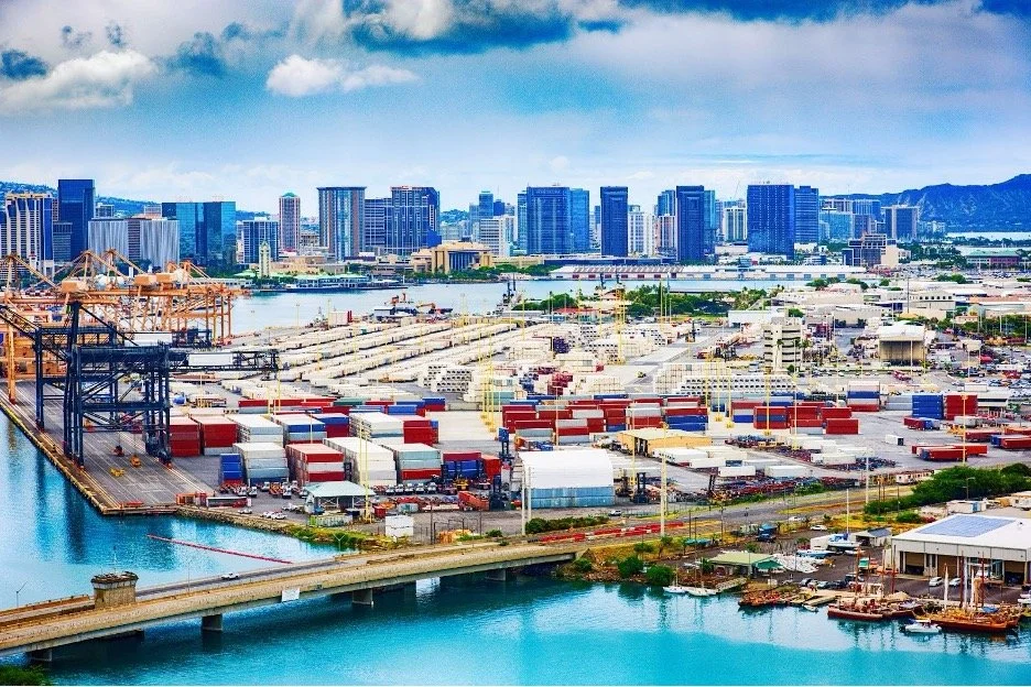 Year in Review: How LTL and Ocean Freight Trends Are Shaping Shipping to Hawaii