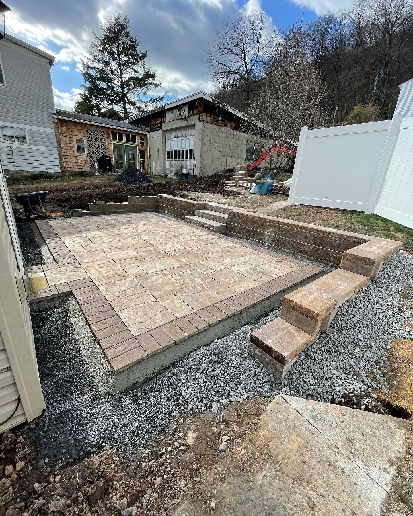 End of day 2 for new patio. Can&rsquo;t wait to see the finished project tomorrow!! #paverpatio #outdoorspace #bluemountainevergreen #hardscaping