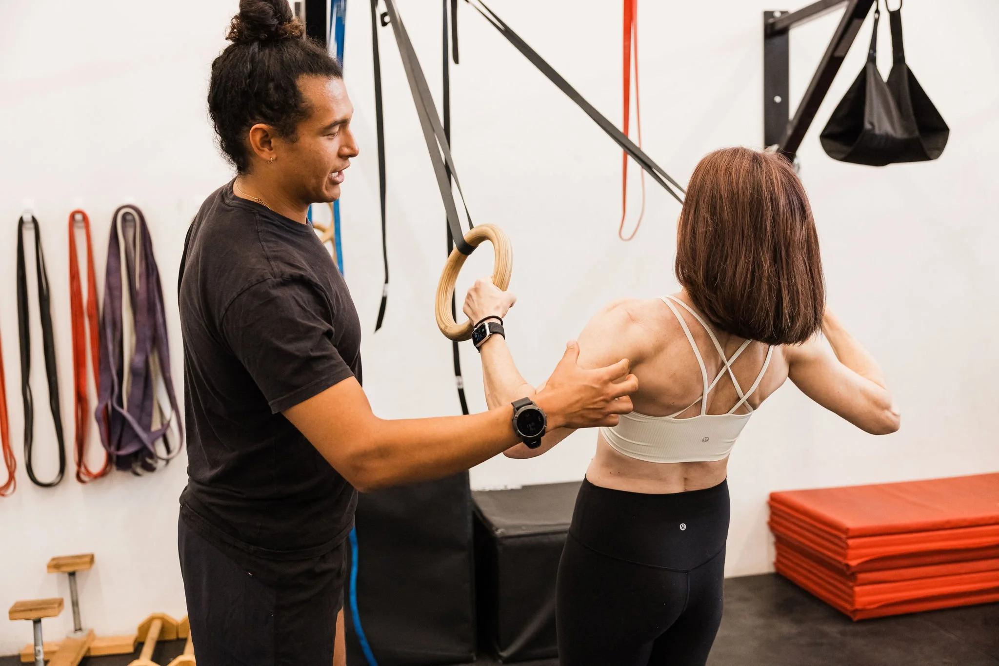 Asteya personal trainer providing individualized strength and movement coaching in Encinitas.