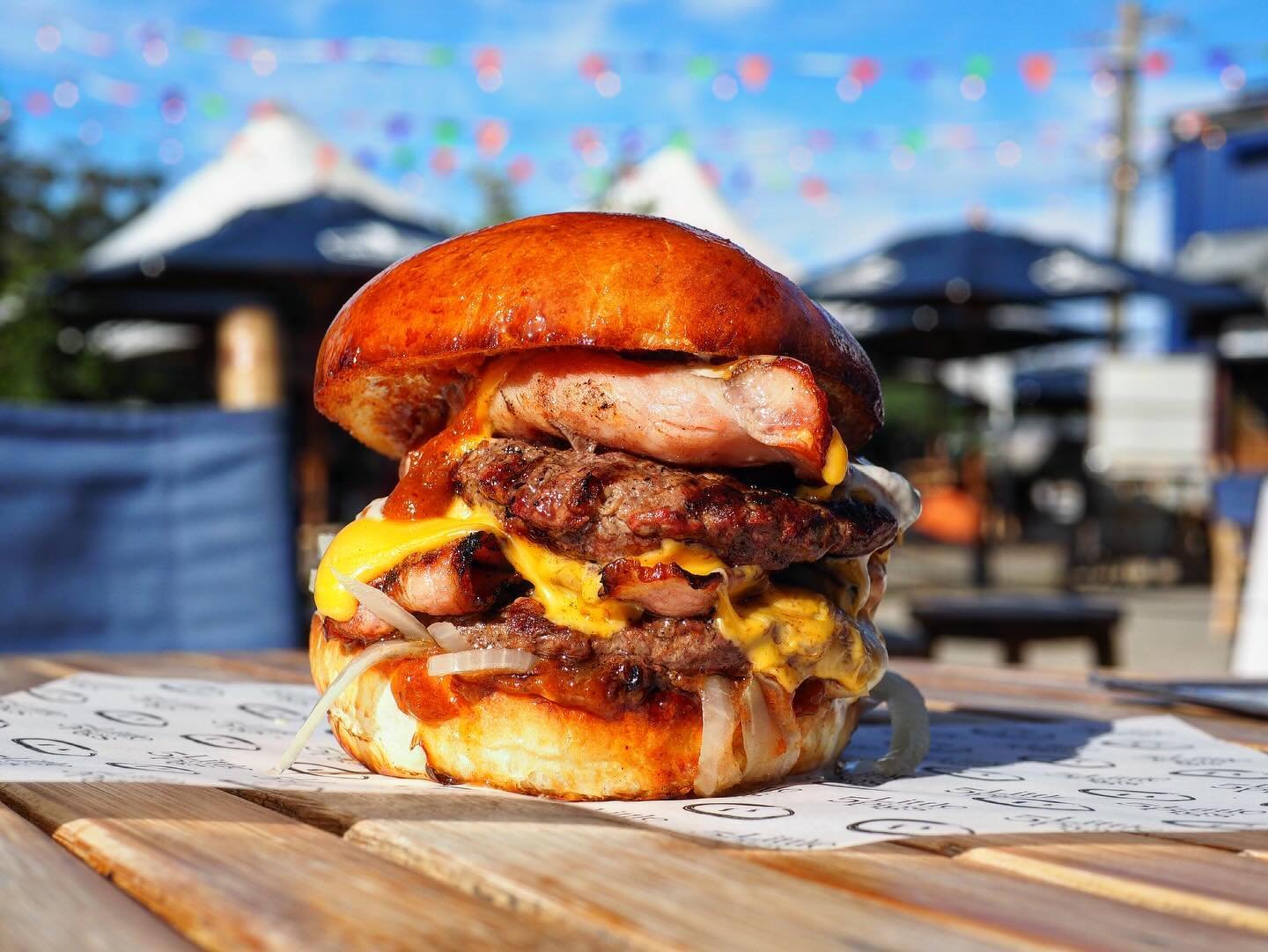 &bull; our food truck is open 7 days for the new couple of weeks @jervisbaybrewing_co , which means like us you can satisfy those burger cravings &bull; 

#jervisbay #foodtruck #cheeseburger #brewery #burger #food #southcoastnsw