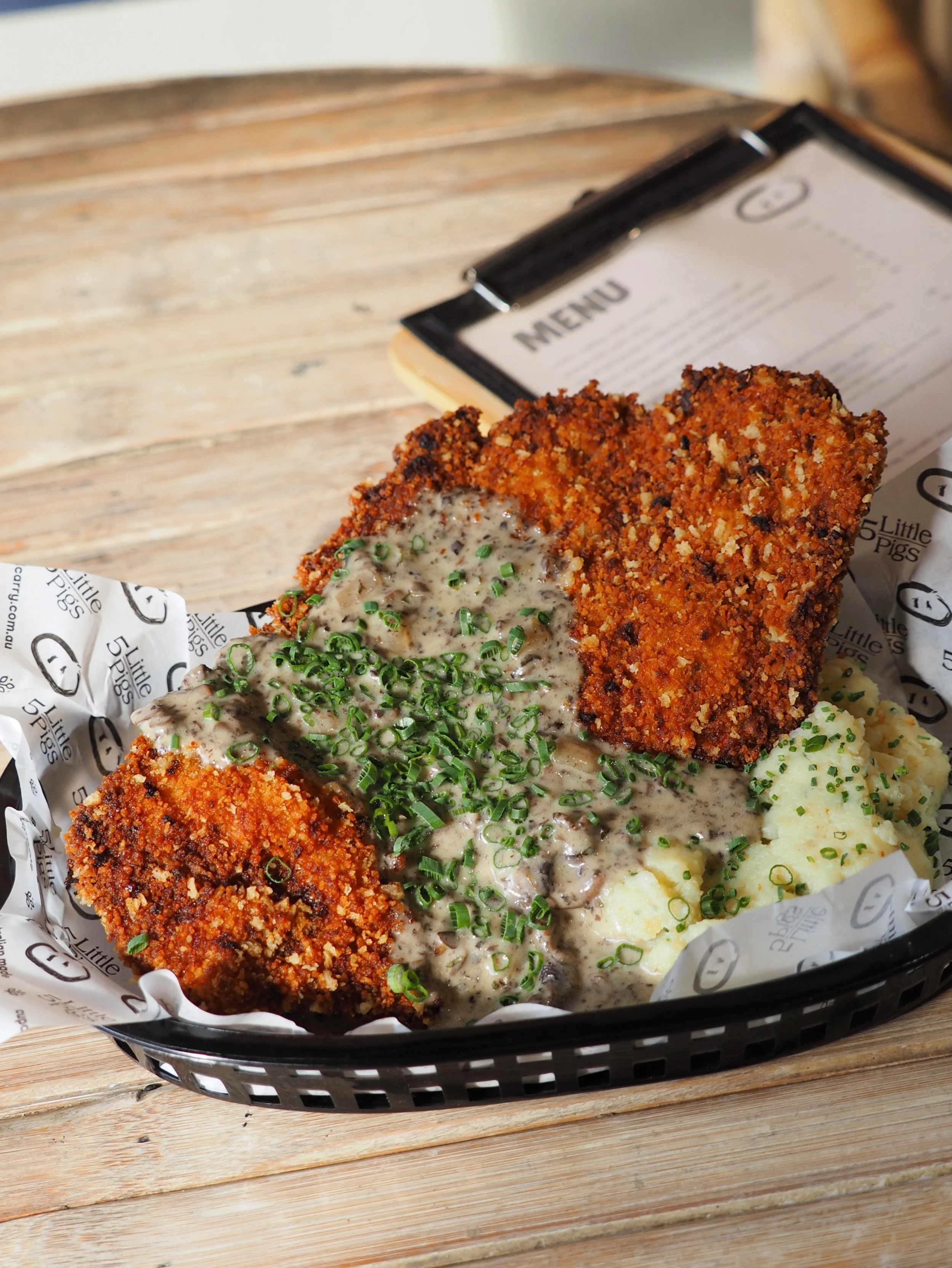 &bull; Golden. Crispy. Schnitty. &bull;

Our veal schnitzel special has landed at the Jervis Bay Brewery food truck.

Huskisson &rarr; Woollamia &rarr; @jervisbaybrewing_co