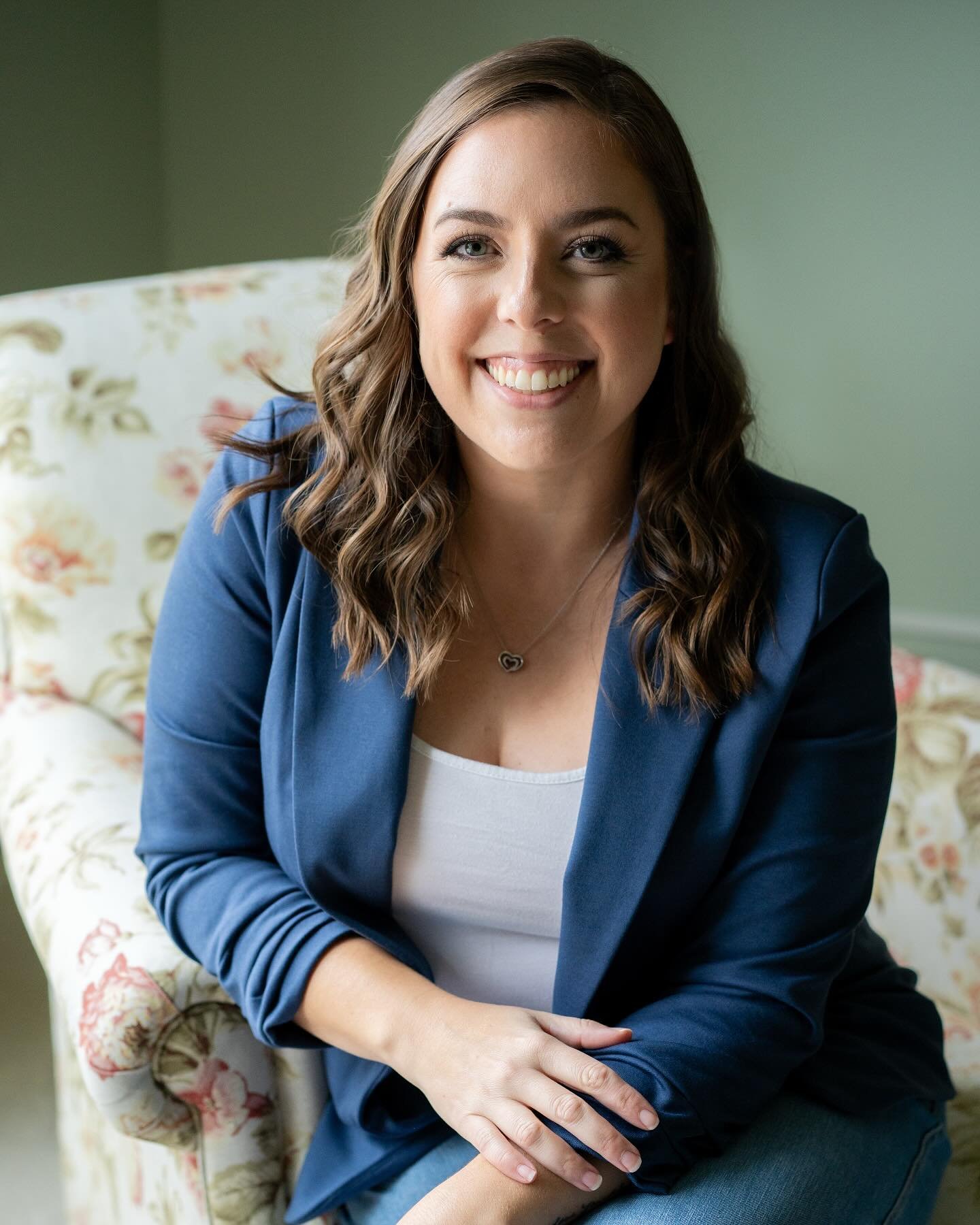 Oh hi! 
I&rsquo;m Jacque Wurster, founder of Fox Den Photography, and your gal to help reignite the badass babe energy that&rsquo;s already inside of you. 

Hit the link in bio to invite me into your inbox with the goods 😉

Thanks for being here! 

