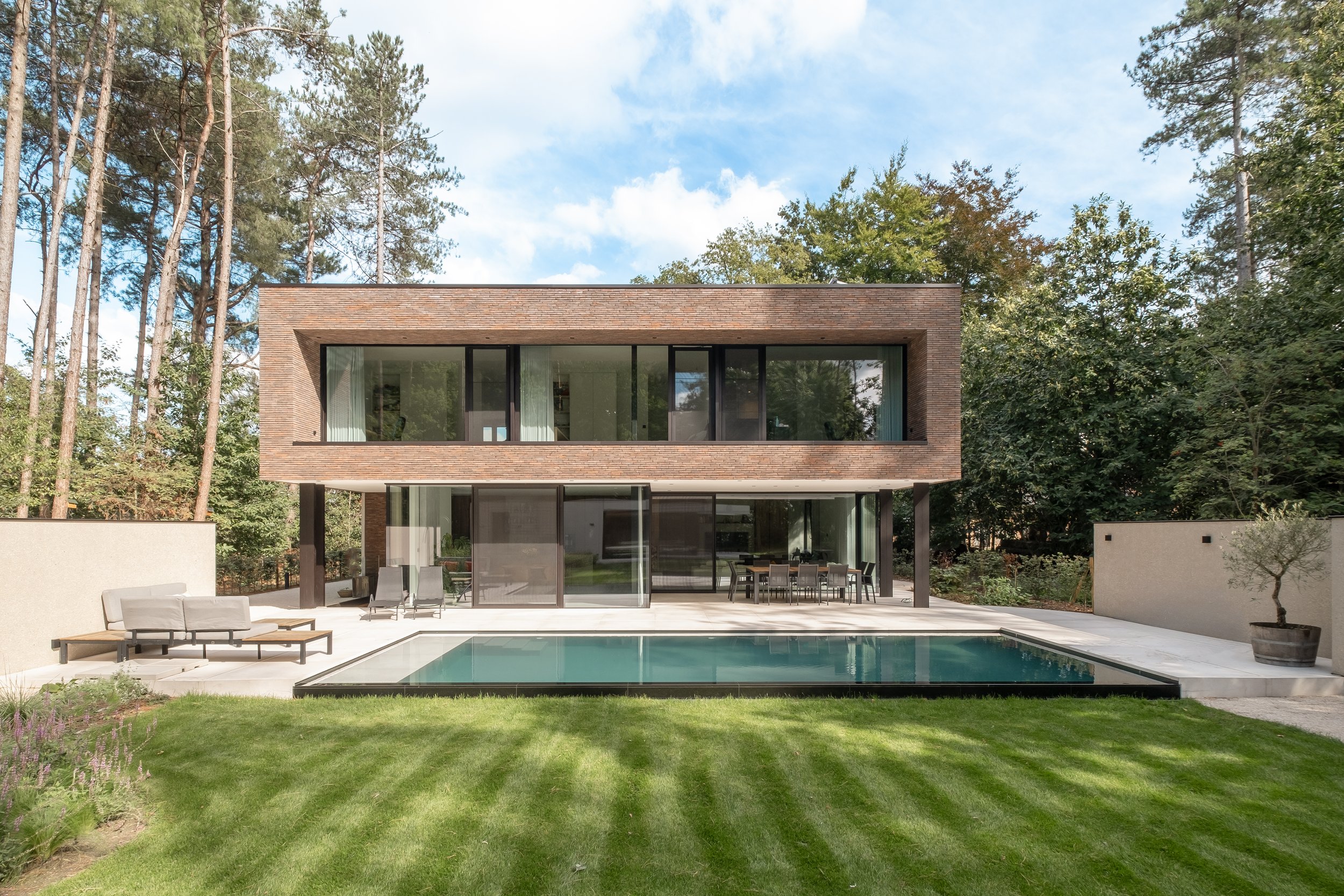 Biwood_ConcreteHouse-1.jpg