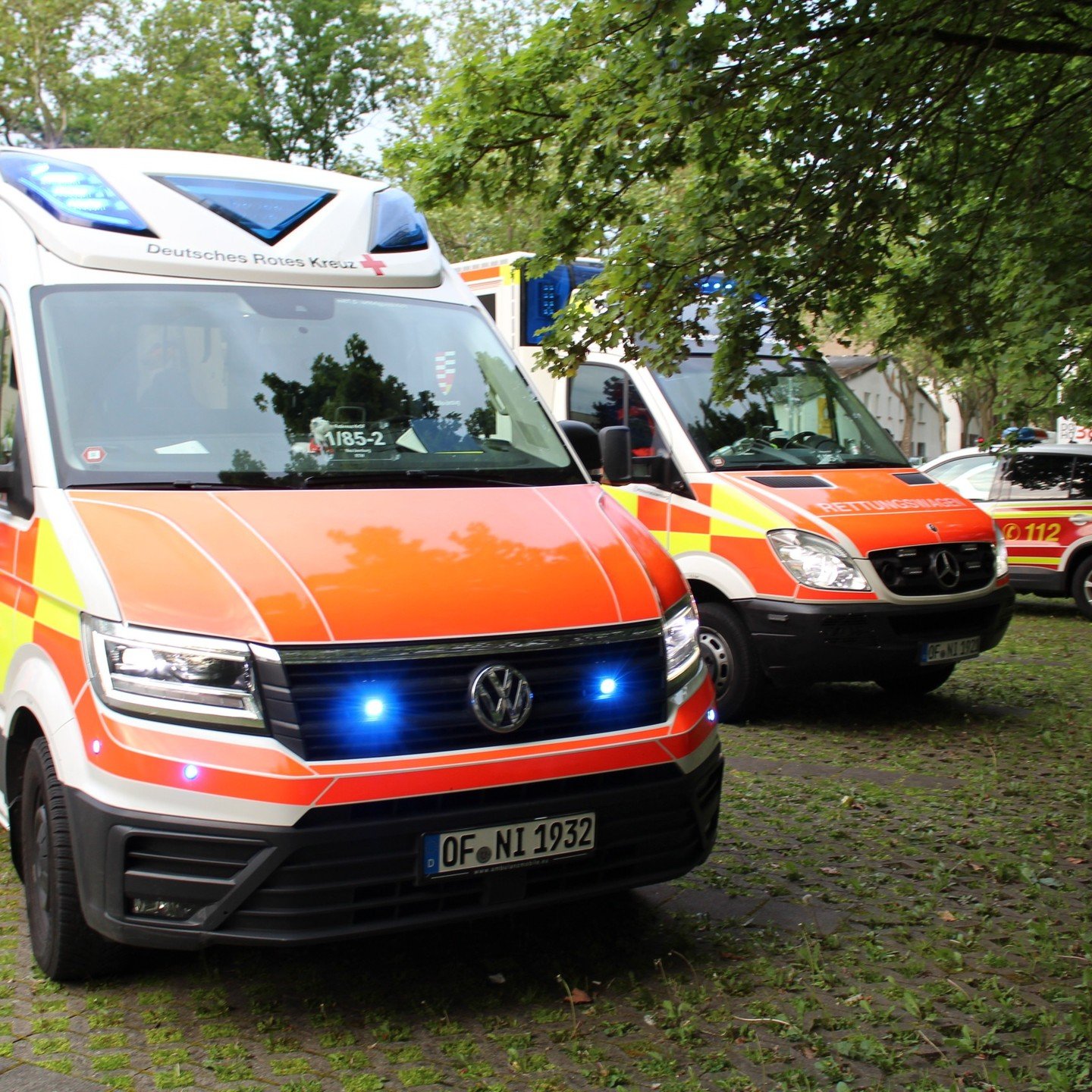 Am vergangenen Dienstag konnten wir gemeinsam mit der @ffneuisenburg eine L&ouml;schzug&uuml;bung an einer Wohnunterkunft des @kreis.offenbach in Neu-Isenburg durchf&uuml;hren.
W&auml;hrend der &Uuml;bung wurden unsere Einsatzkr&auml;fte mit reichlic