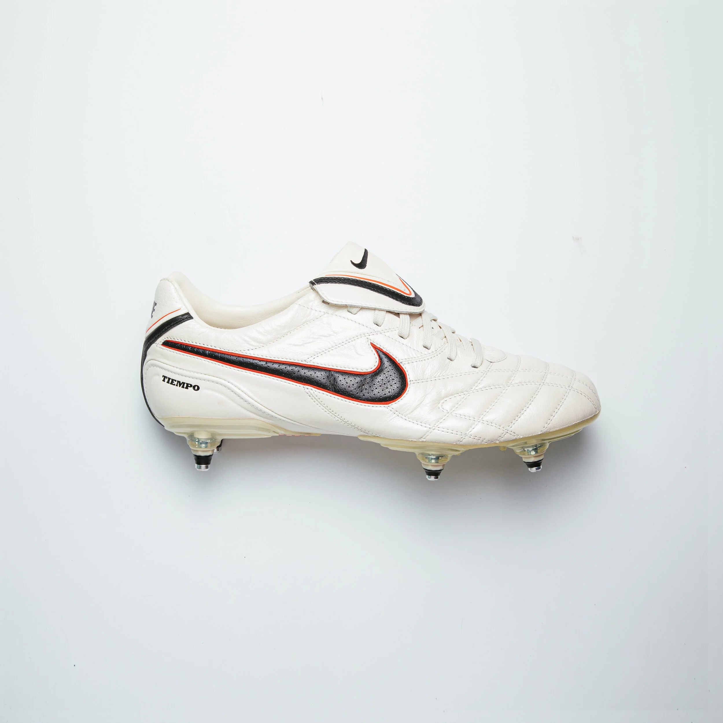 nike tiempo legend iii white