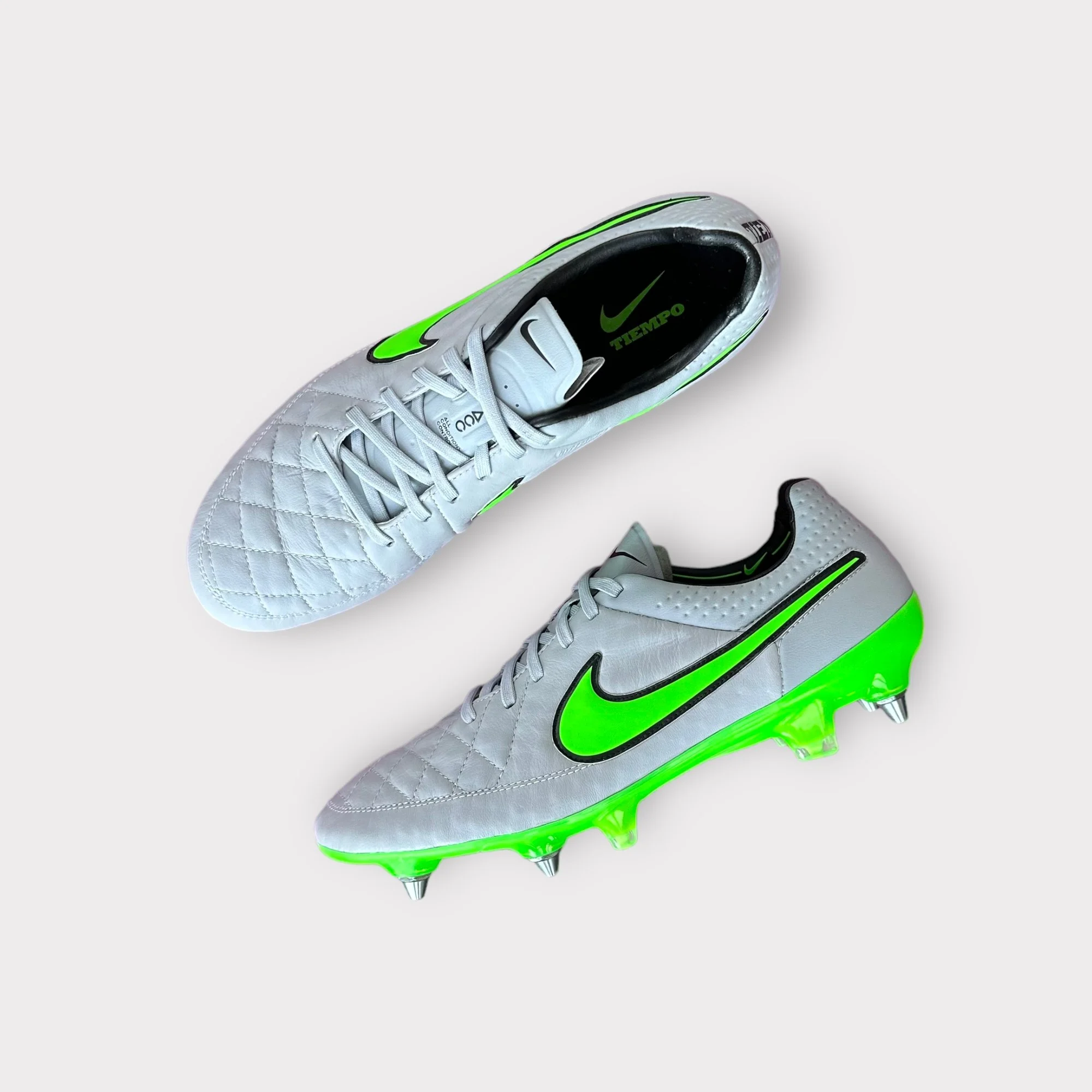 Nike Tiempo Legend V
