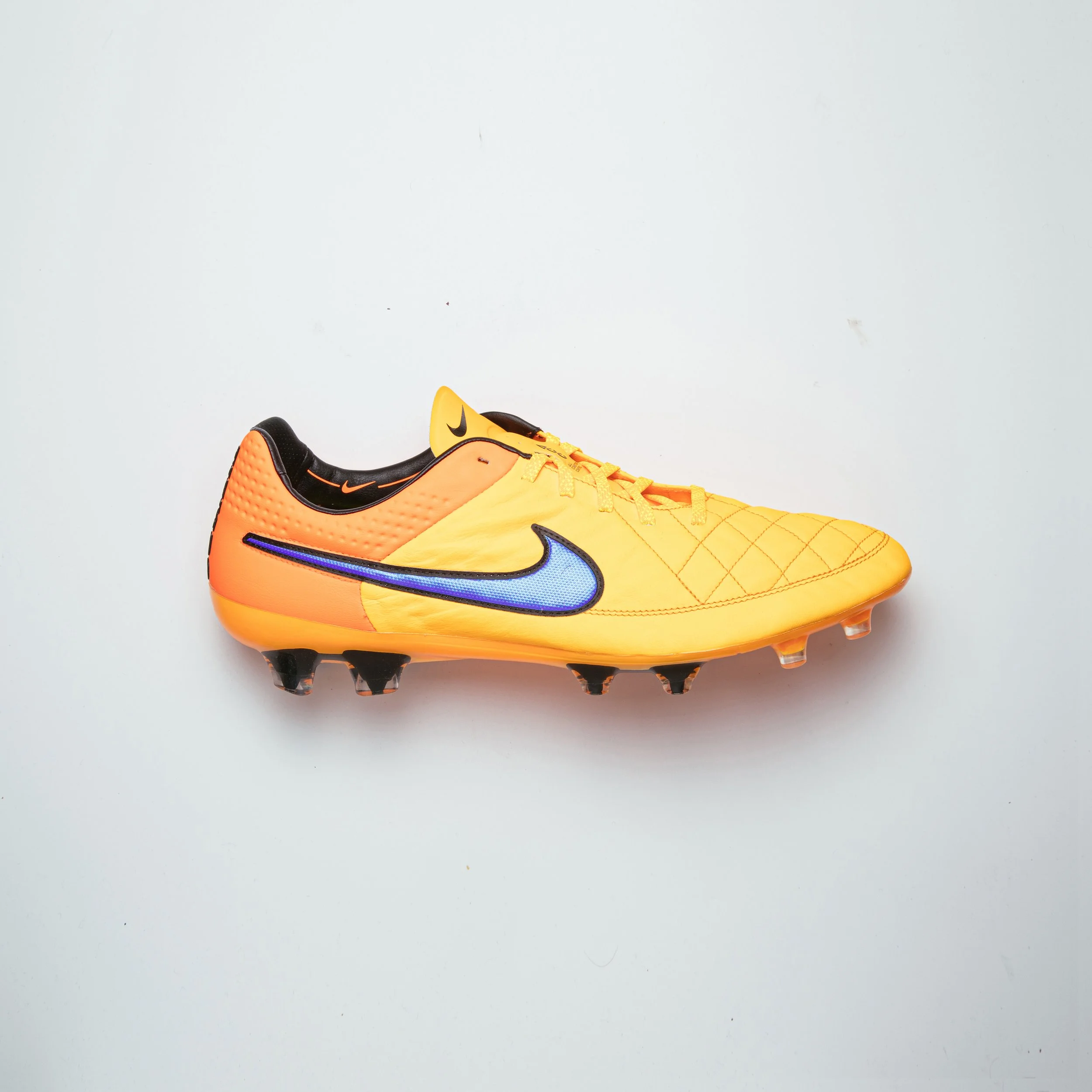 Atomic Orange Nike Tiempo Desert Sand Nike Tiempo Legend V Orange