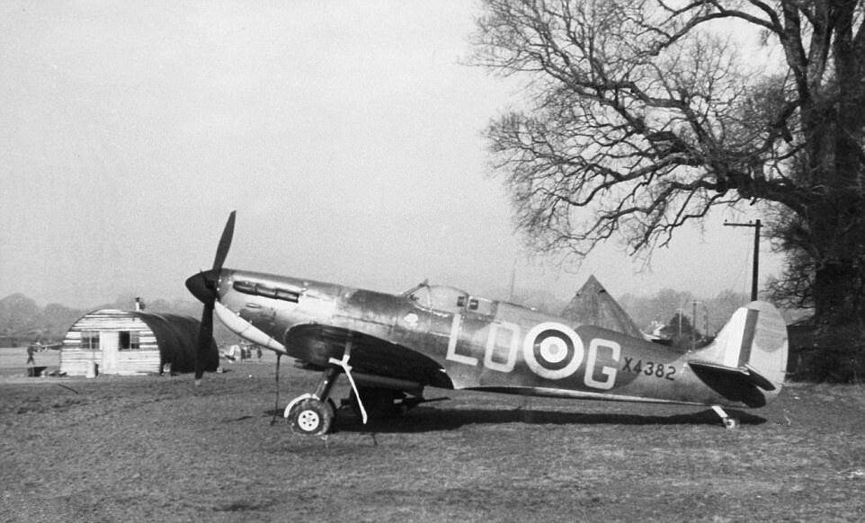 British Spitfire, Squadron 602